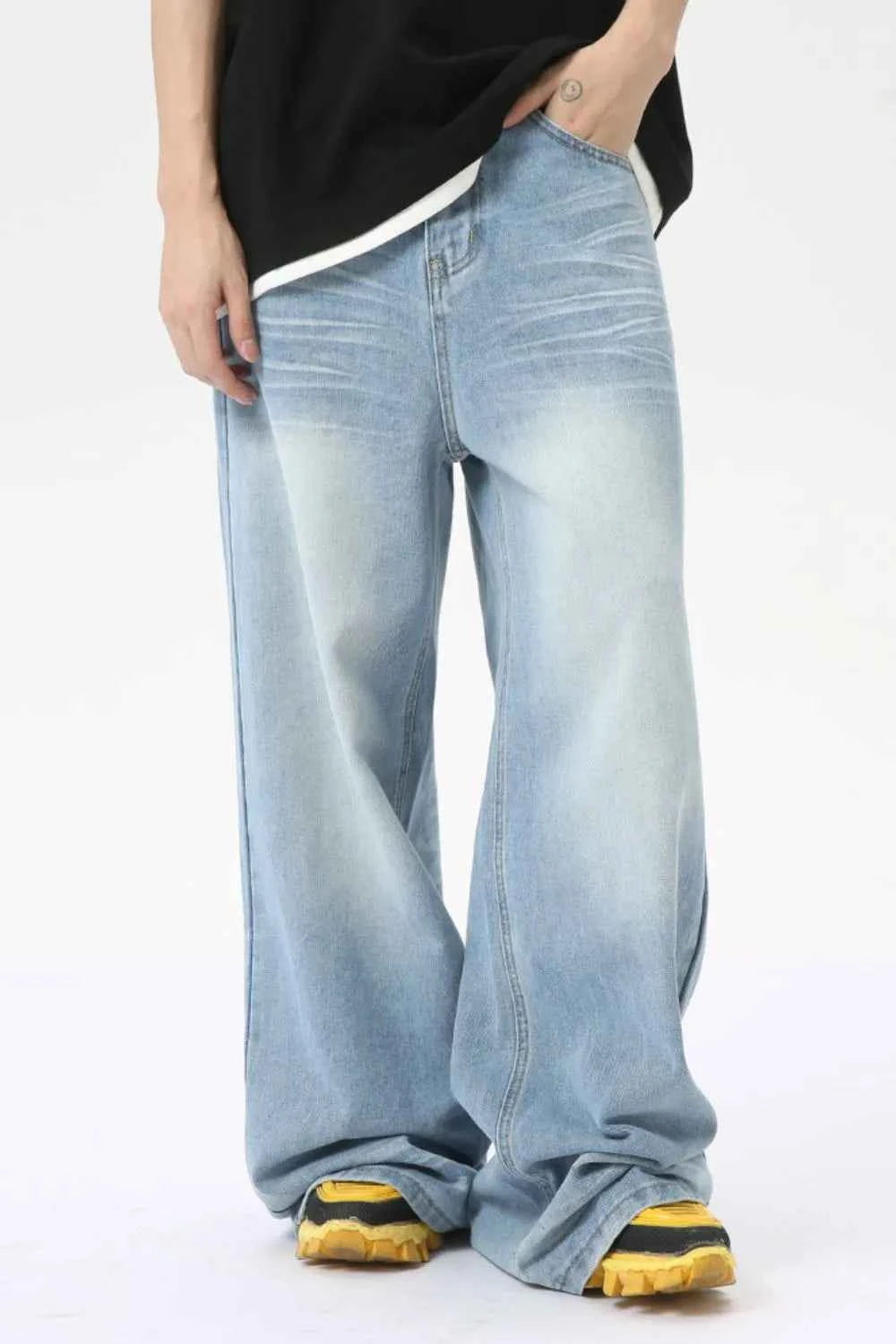 Wide Leg Jeans with Pockets 7f02d156-d335-493e-a878-b69f72abb1f5-Max