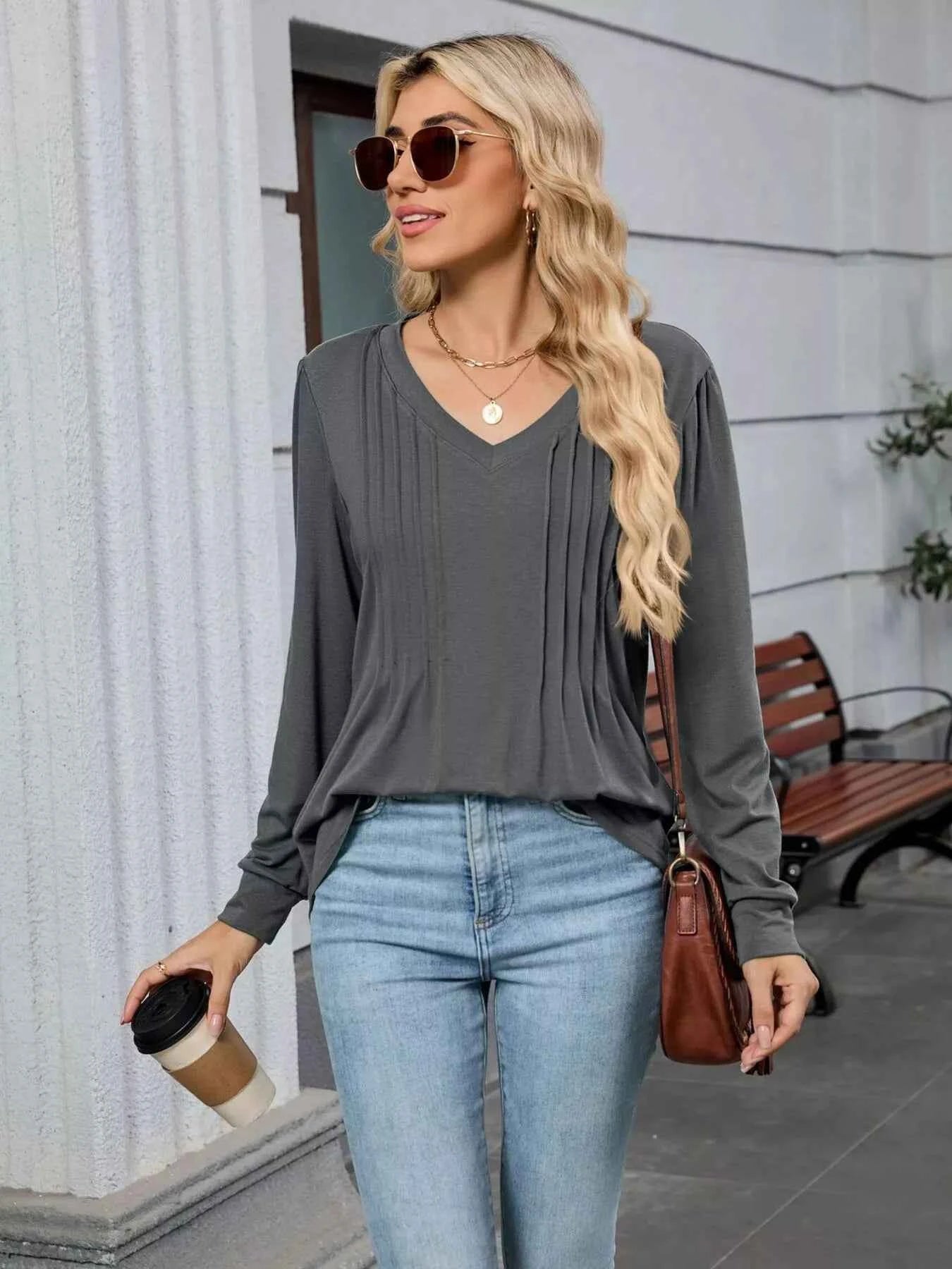 V-Neck Long Sleeve Relaxed Fit T-Shirt 7f2488e67cda4bd7af22dc171d7c8597-Max-Origin