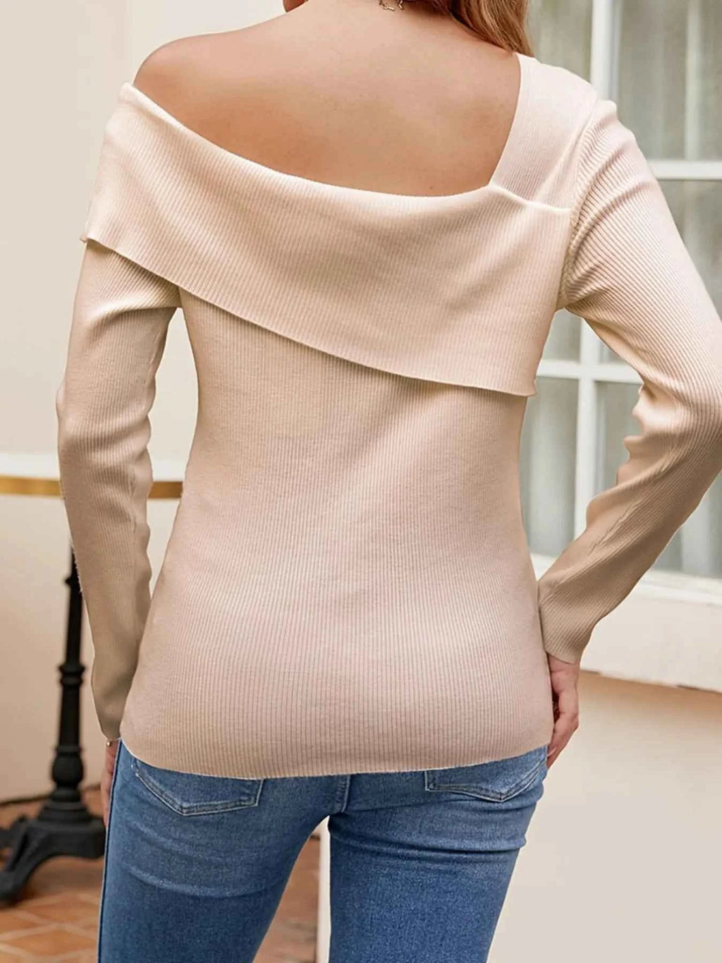 Asymmetrical One Shoulder Knit Top 7f2f58a3db1447f2ad9df58d32b86318-Max-Origin