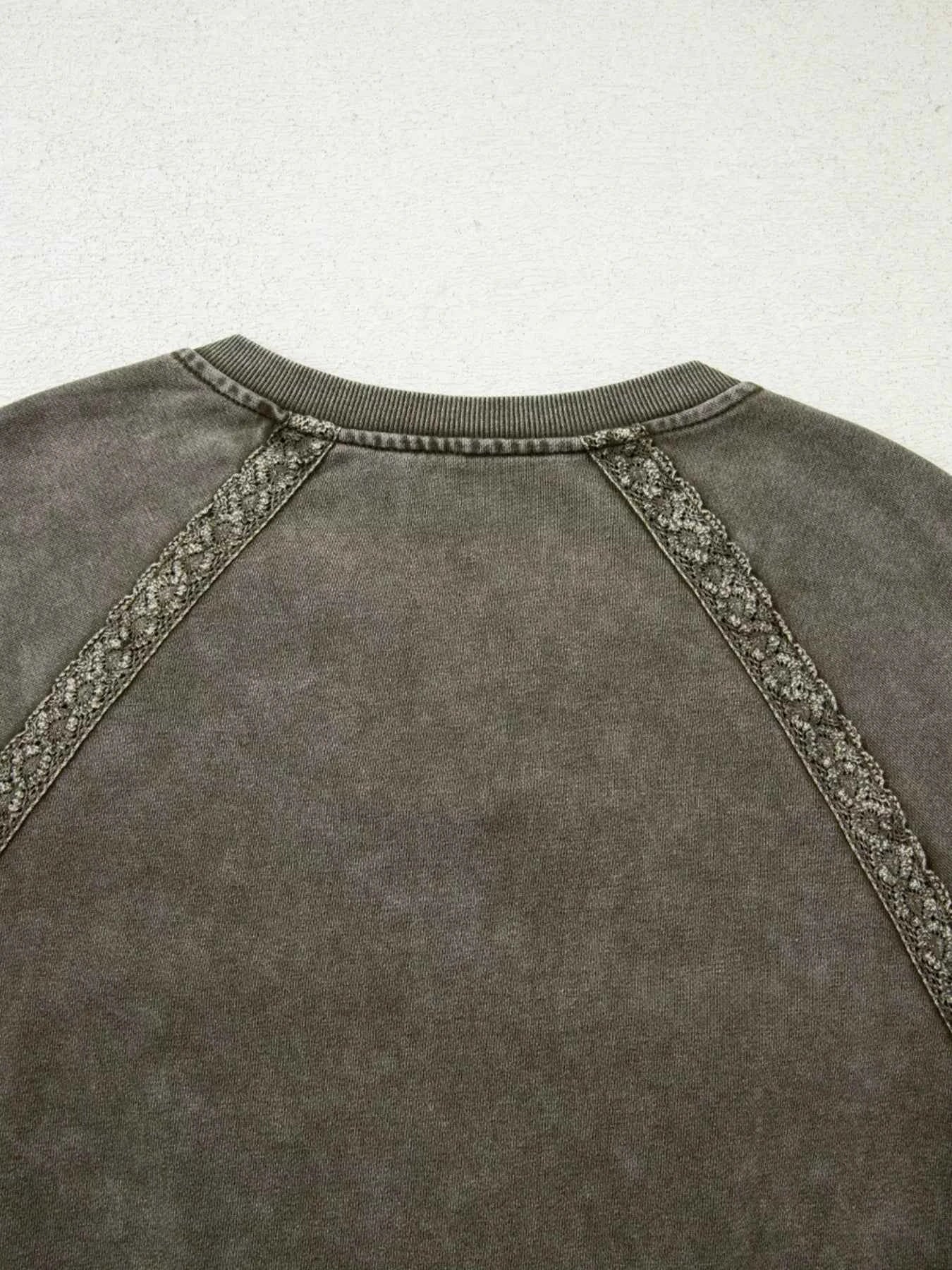 Lace Patchwork Detail Notched Mineral Wash Sweatshirt 7f305820a3d643fbb64456abba976411-Max-Origin