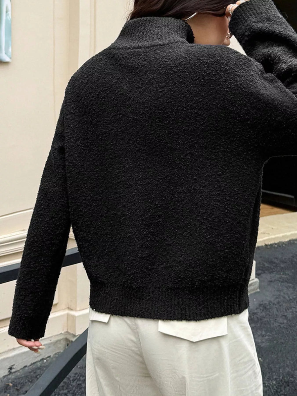 Turtleneck Long Sleeve Sweater 7fdf3f8f-8cba-4bd5-b9ec-211b4d2e5ad1-Max-Origin