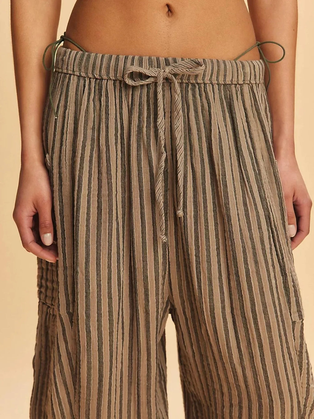 Full Size Striped Wide Leg Casual Pants Plus Size 811d650a56774843af5820436556eacd-Max-Origin