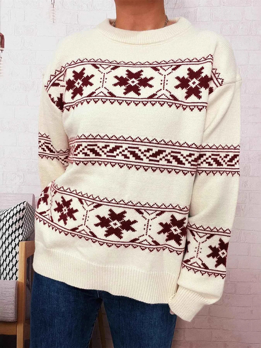 Christmas Snowflake Round Neck Sweater 833c0289cc0c4b94b5eea0f36397252d-Max-Origin