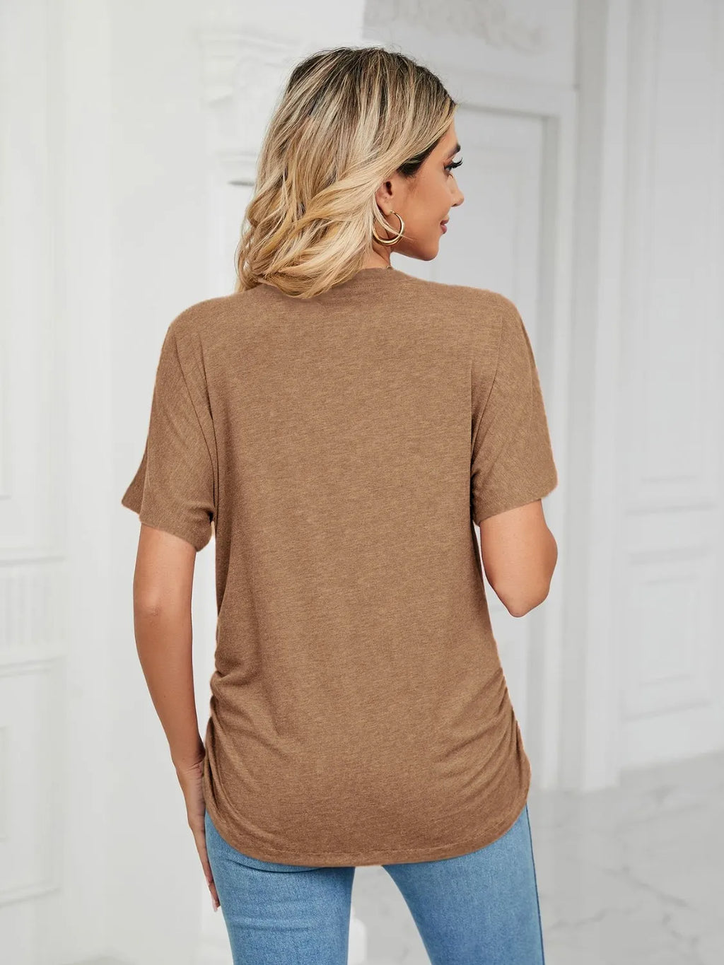 V-Neck Short Sleeve T-Shirt 83db7733-9414-44bb-9908-1bc376c0b370-Max-Origin