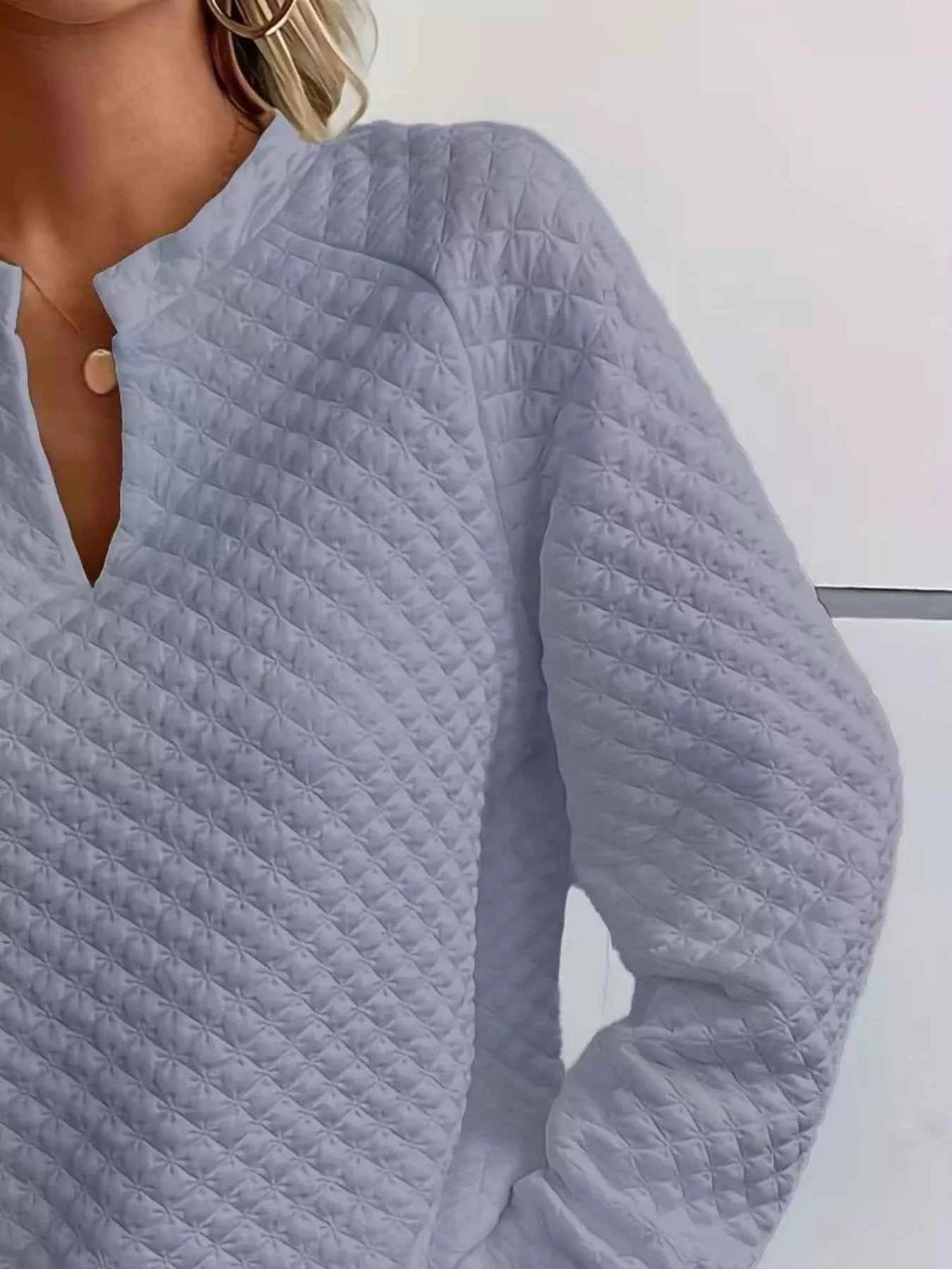 Notched Raglan Sleeve Sweatshirt 85547446-c615-4e7d-bf73-d48b78f34389-Max-Origin