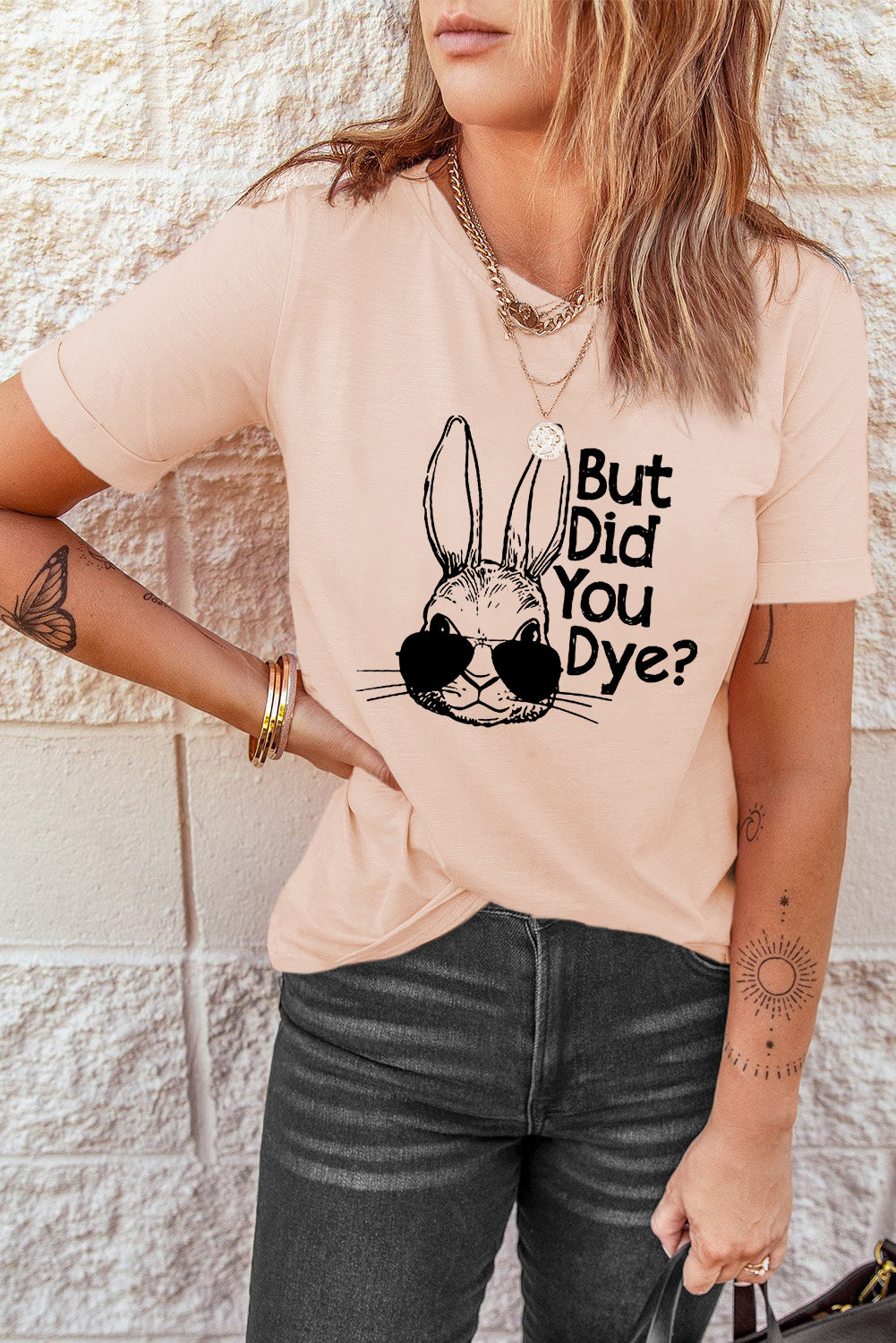 Rabbit Graphic Round Neck T-Shirt Dusty Pink 858c937c76e04559bc3253b491b0c481-Max