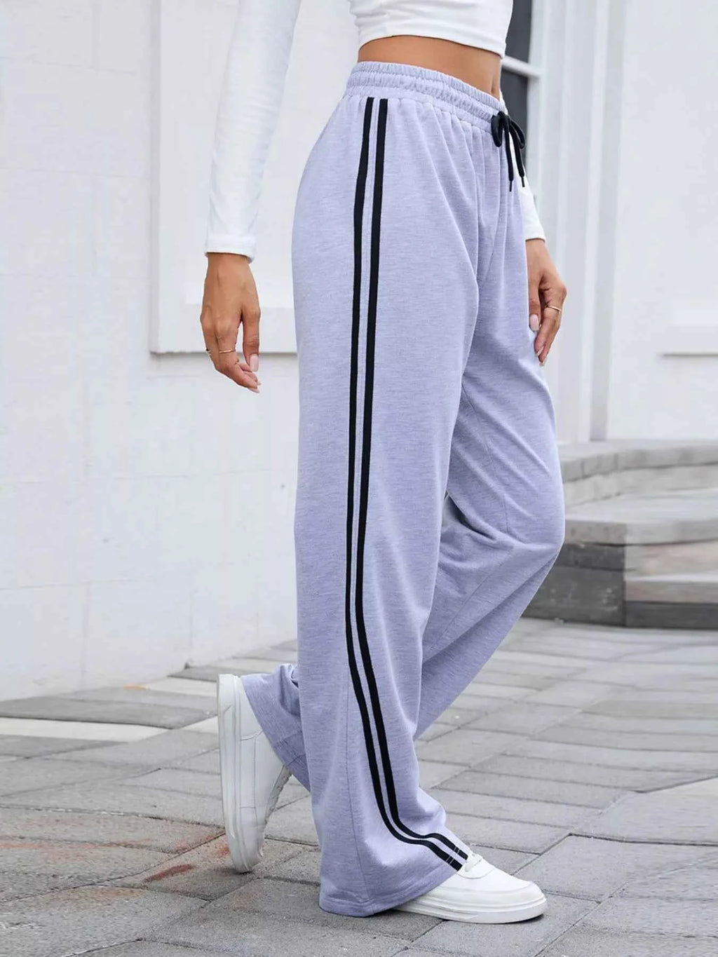 Side Striped Wide Leg Pants 86416840-7c84-45ed-8bab-4bab6aed5be6-Max-Origin