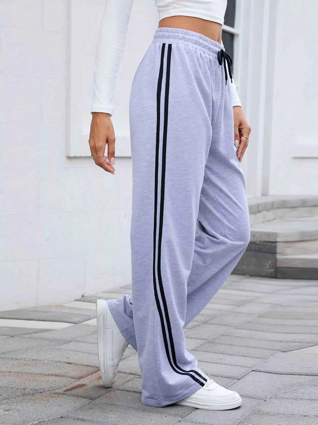 Side Striped Wide Leg Pants 86416840-7c84-45ed-8bab-4bab6aed5be6-Max-Origin