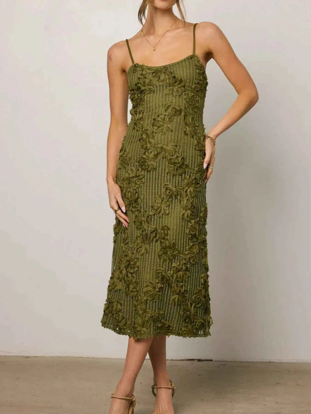 Flower Textured Midi Cami Dress Olive 865e7734-f4d3-4270-83ee-ed8fe7470edb-Max-Origin