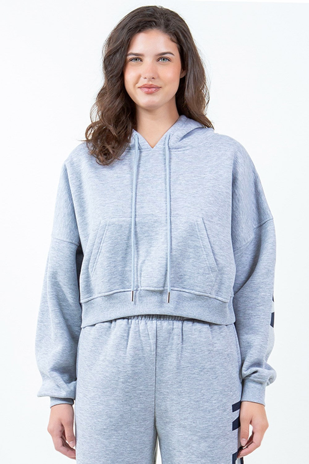 American Bazi Letter Graphic Long Sleeve Drawstring Cropped Hoodie 86e4db22-30bf-4136-a736-b1562d18e357-Max