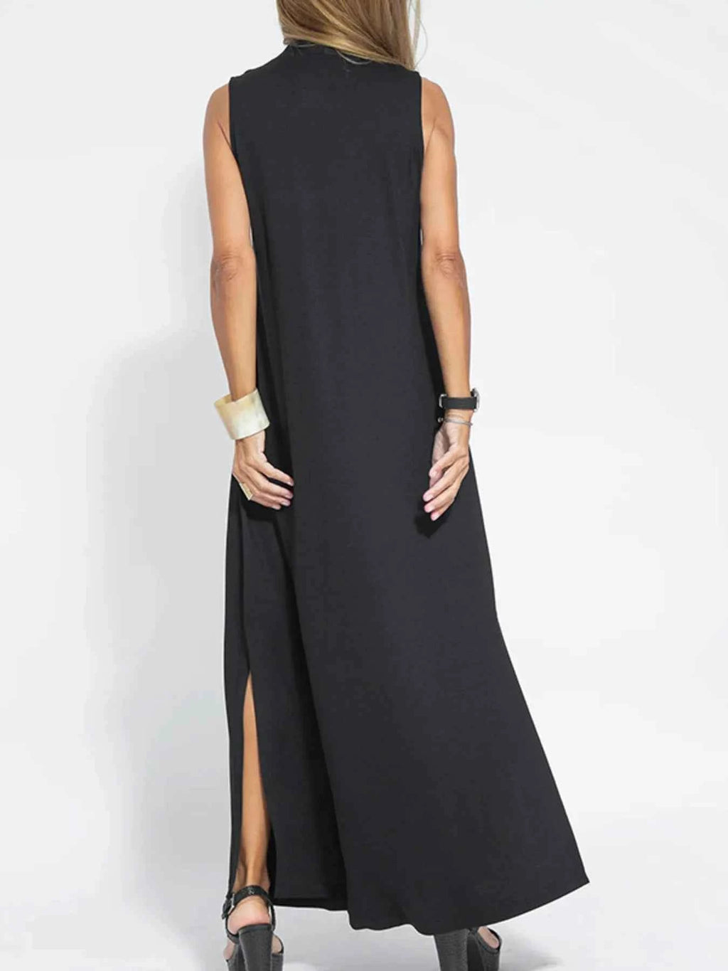 Full Size V-Neck Sleeveless Maxi Dress with Slit Plus Size 86ea39c1b27546679e7e2216f7639b3f-Max-Origin