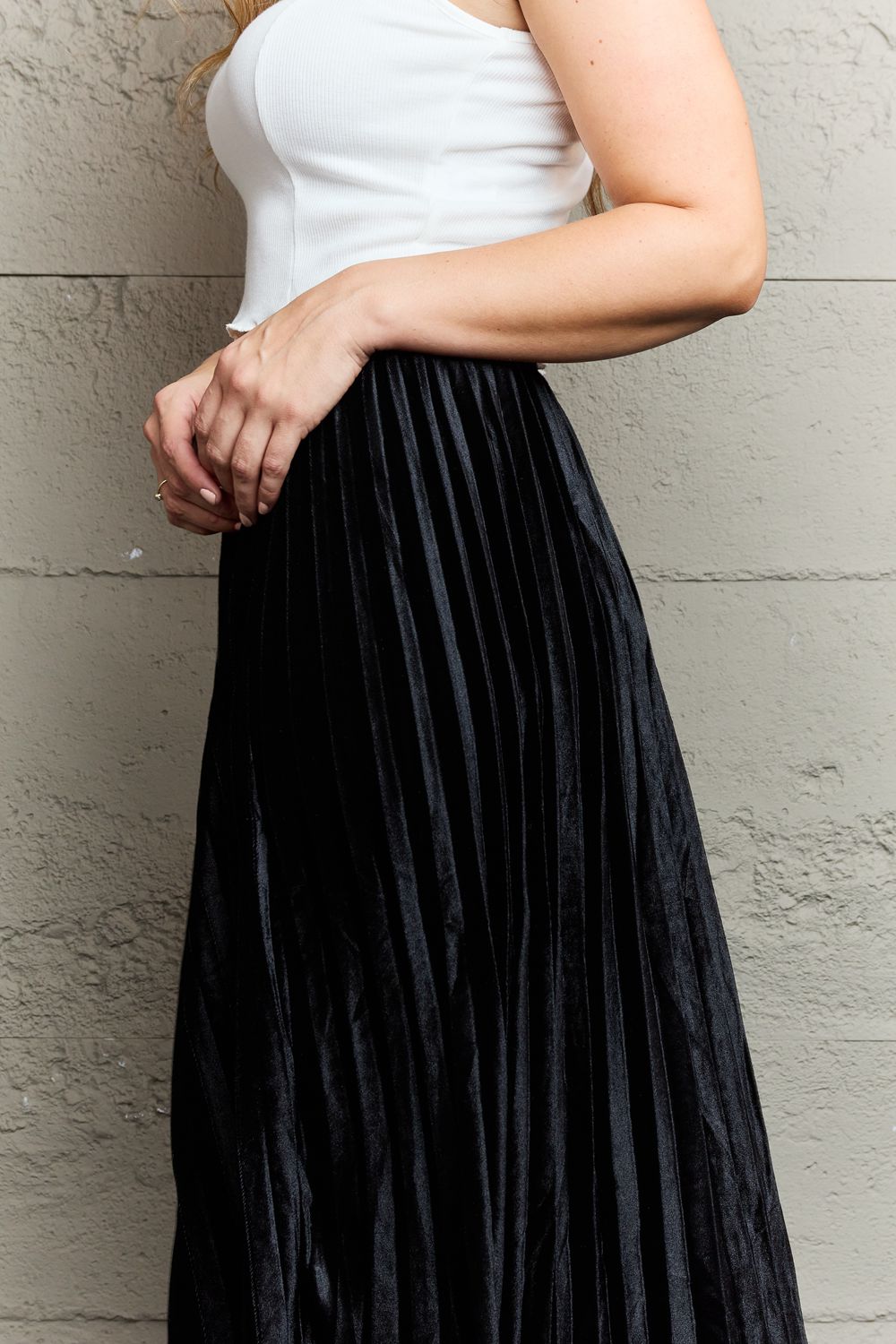 Ninexis Accordion Pleated Flowy Midi Skirt 87ce27b7a9424869b6db2898bdb4538a-Max