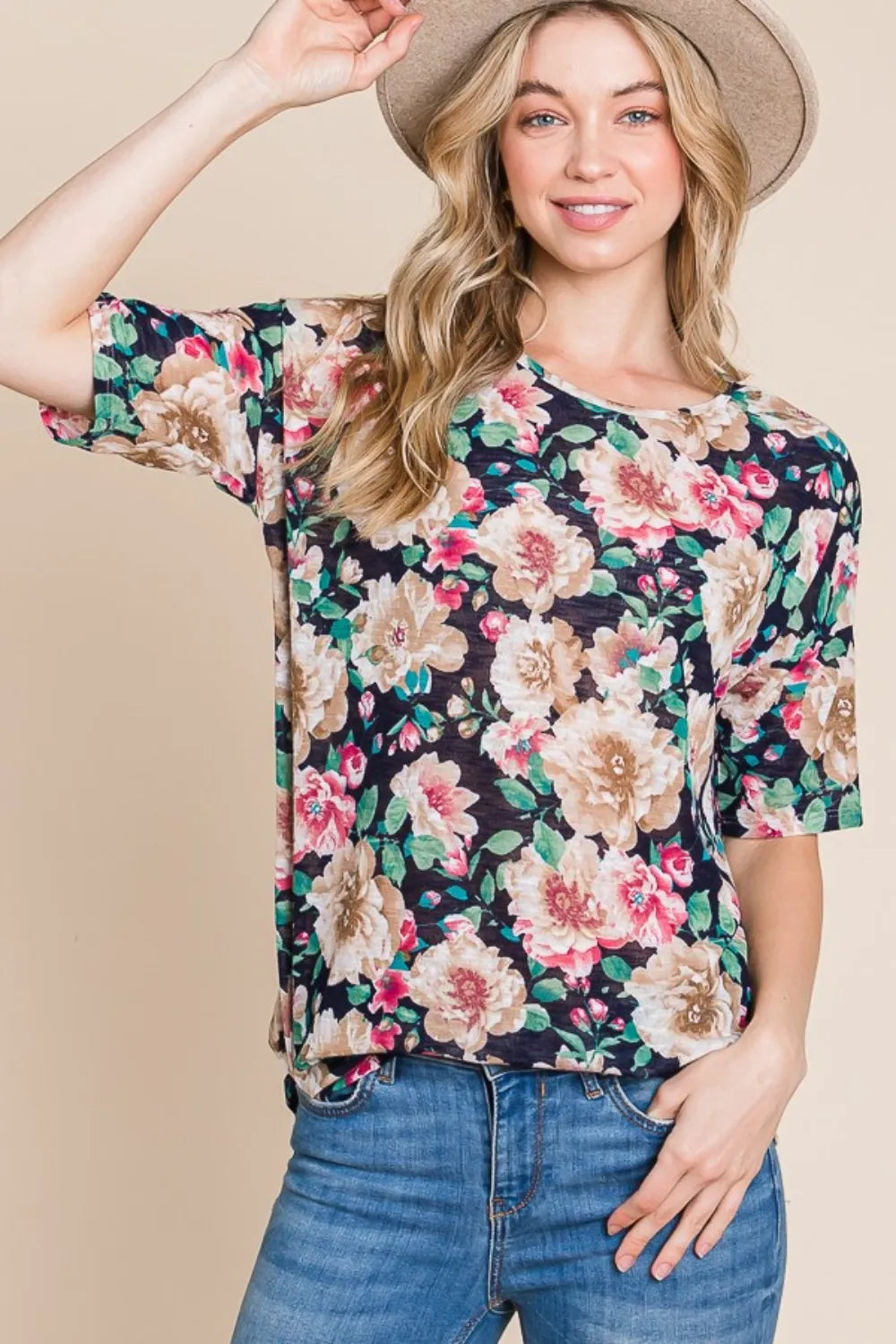 BOMBOM Floral Round Neck T-Shirt Navy 87d4b363-94d1-4d8f-85e2-19c69bb43bd3-Max
