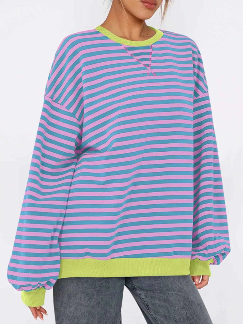 Striped Round Neck Long Sleeve Sweatshirt 887f3fad-0836-4d6d-b01b-aa7ea33d4101-Max-Origin