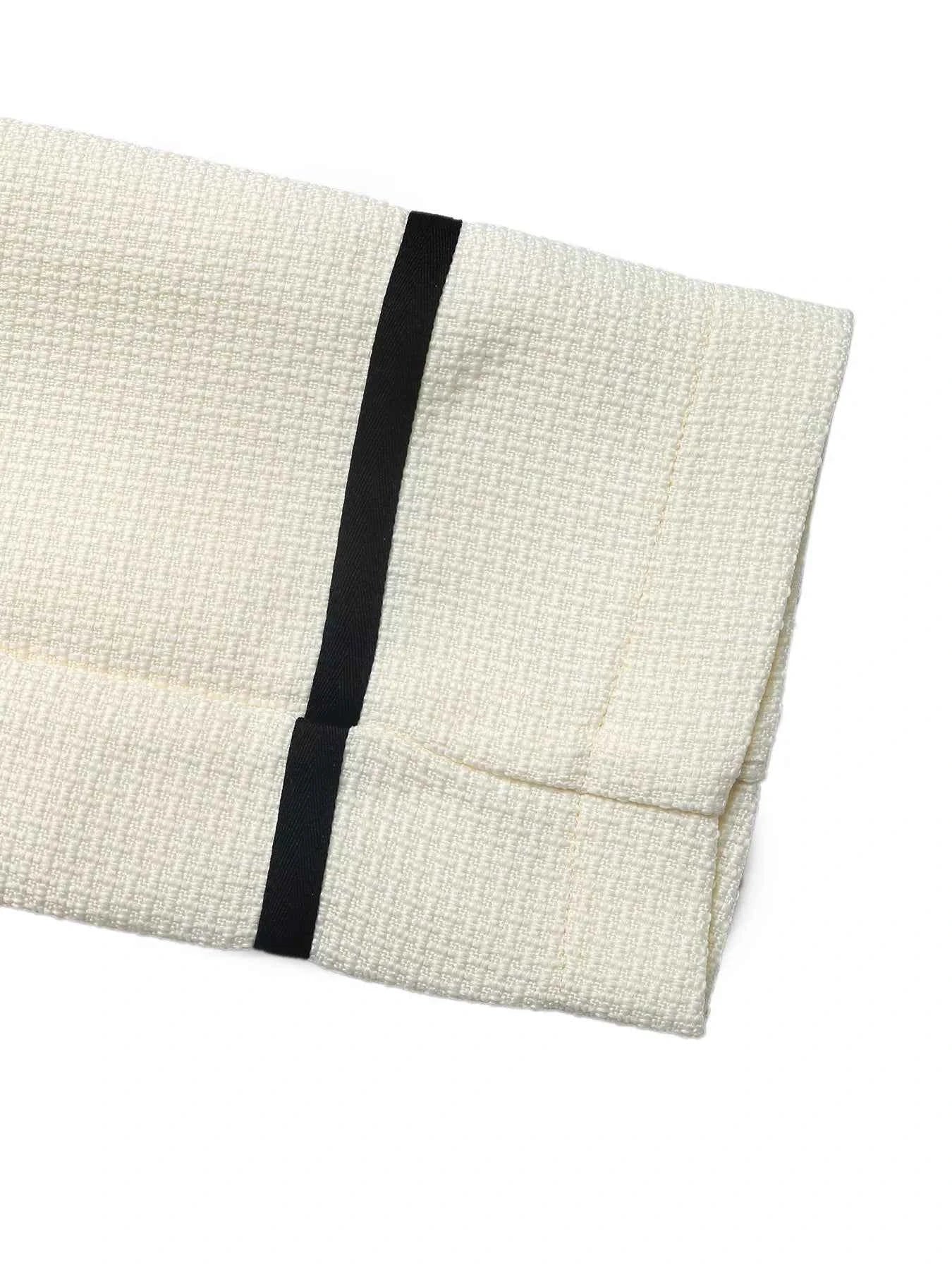 Contrast Trim Button-Up Blazer 8896cd28209b4147835de71bb0d97a6b-Max-Origin