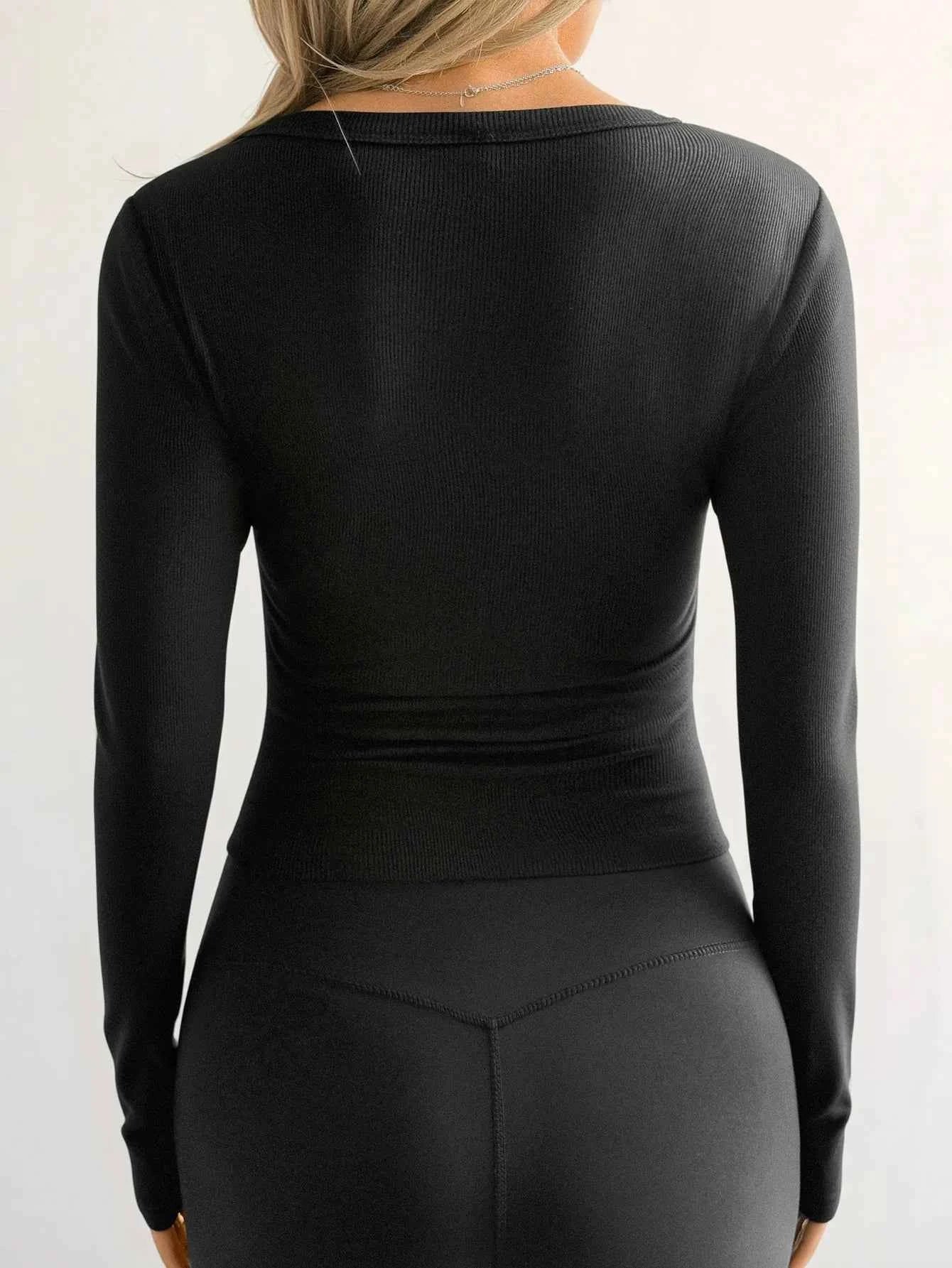 Ribbed V-Neck Long Sleeve T-Shirt 891b7e3f-53ce-4321-90c0-9f5a9977a177-Max-Origin