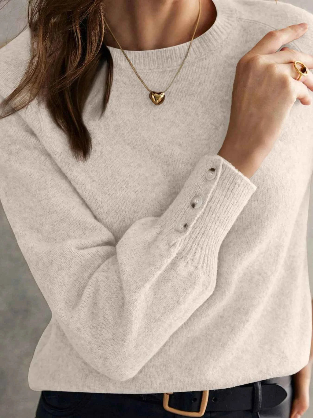 Crew Neck Long Sleeve Sweater 8b5cabc1-8836-465e-873f-5bef7681943b-Max-Origin