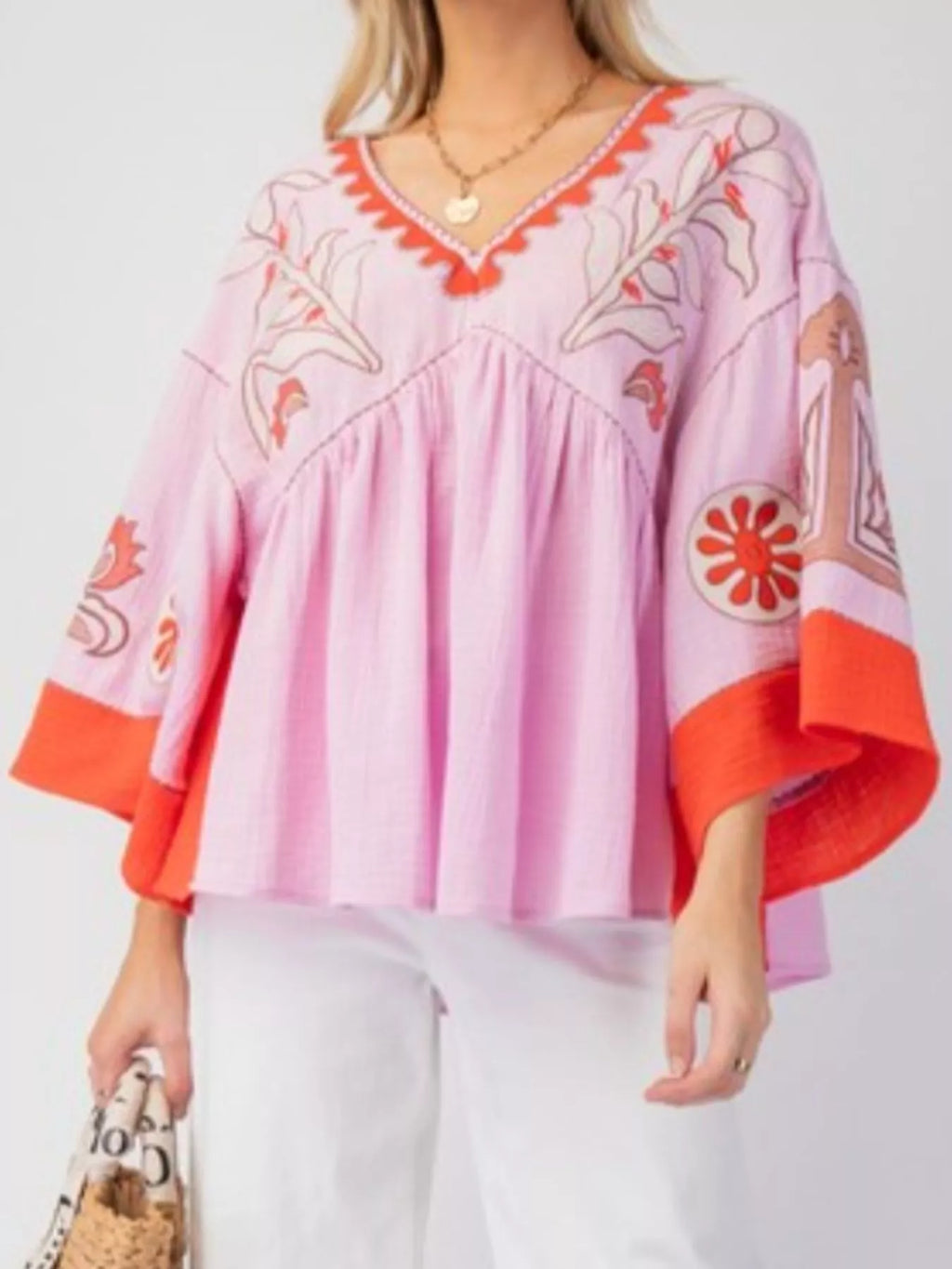 Printed V-Neck Top with Contrast Trim Details 8b768d50-b2b8-4969-a095-4f65589ea86c-Max-Origin