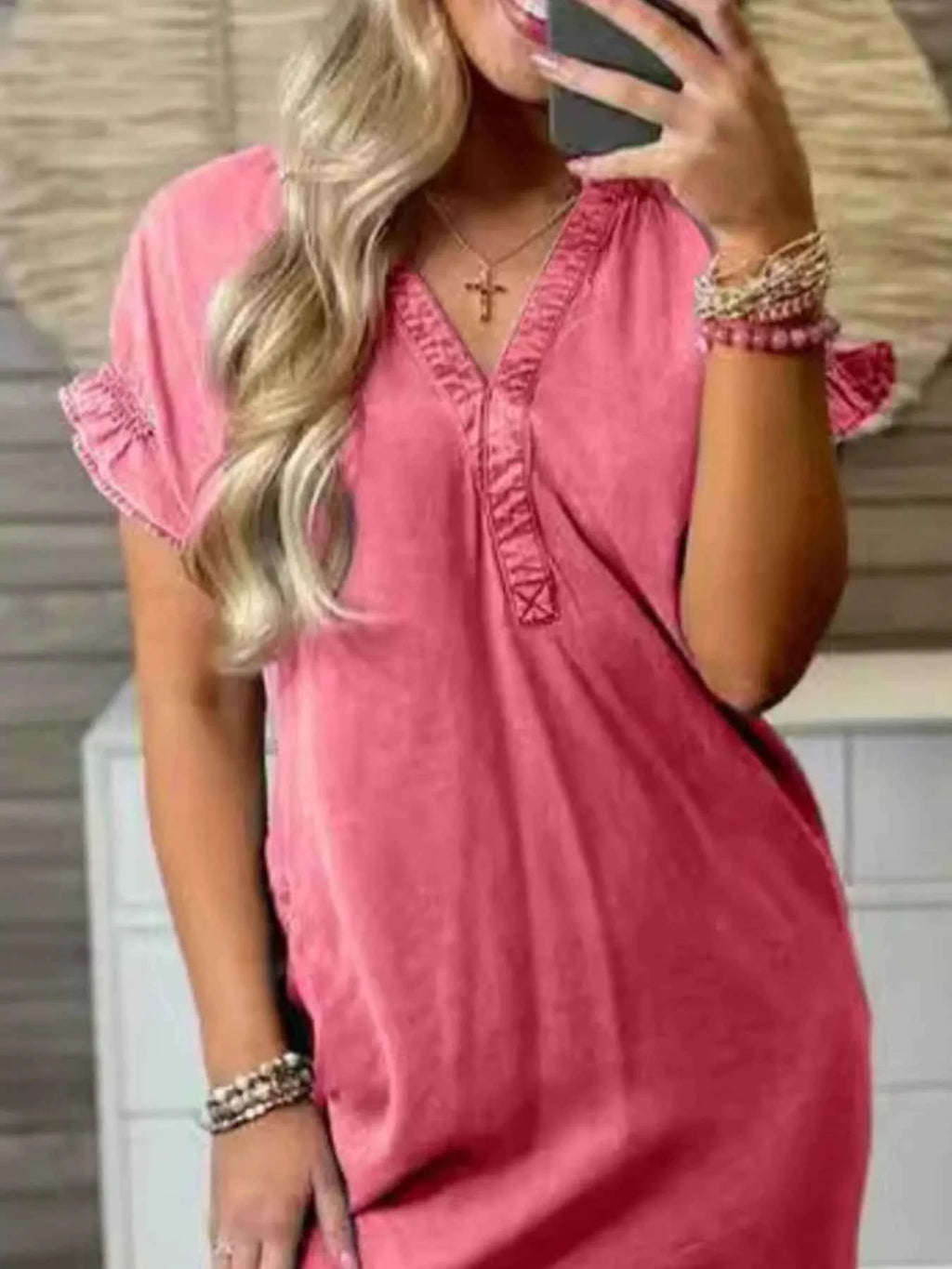 Full Size V-Neck Short Sleeve Denim Dress Plus Size 8cf5b251-2b60-46cf-bbc2-0932f53b6cb9-Max-Origin