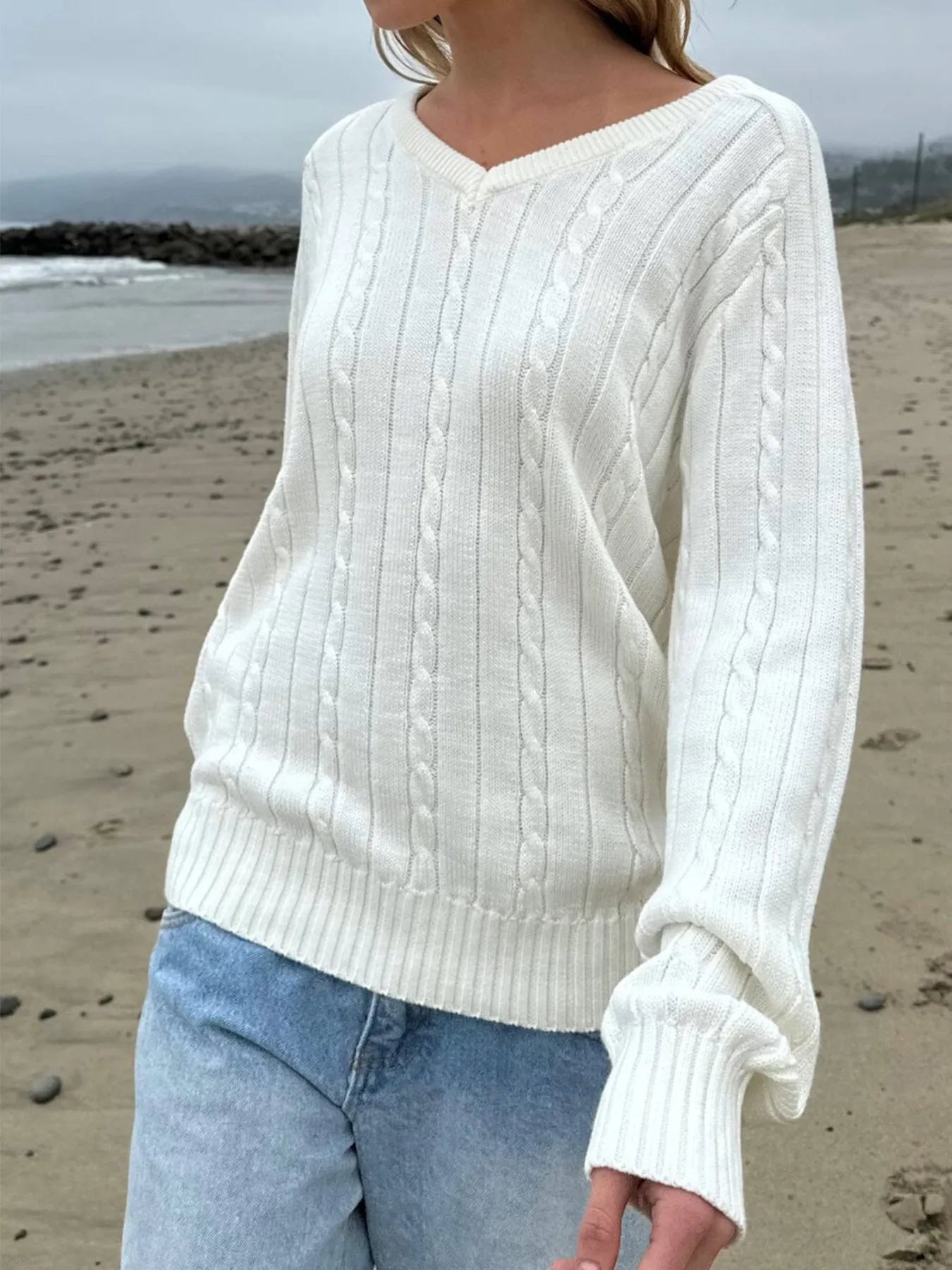 Cable Knit V-Neck Pullover Sweater 8dbc01c48a1242ba9f982f1672055253-Max-Origin