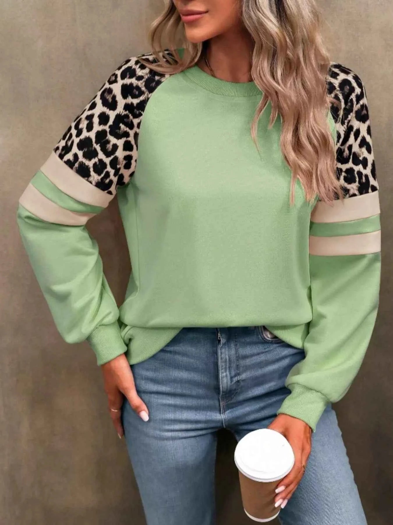 Leopard Round Neck Raglan Sleeve Sweatshirt 8efb812ea3ce4b409478aa02cc94a8dc-Max-Origin