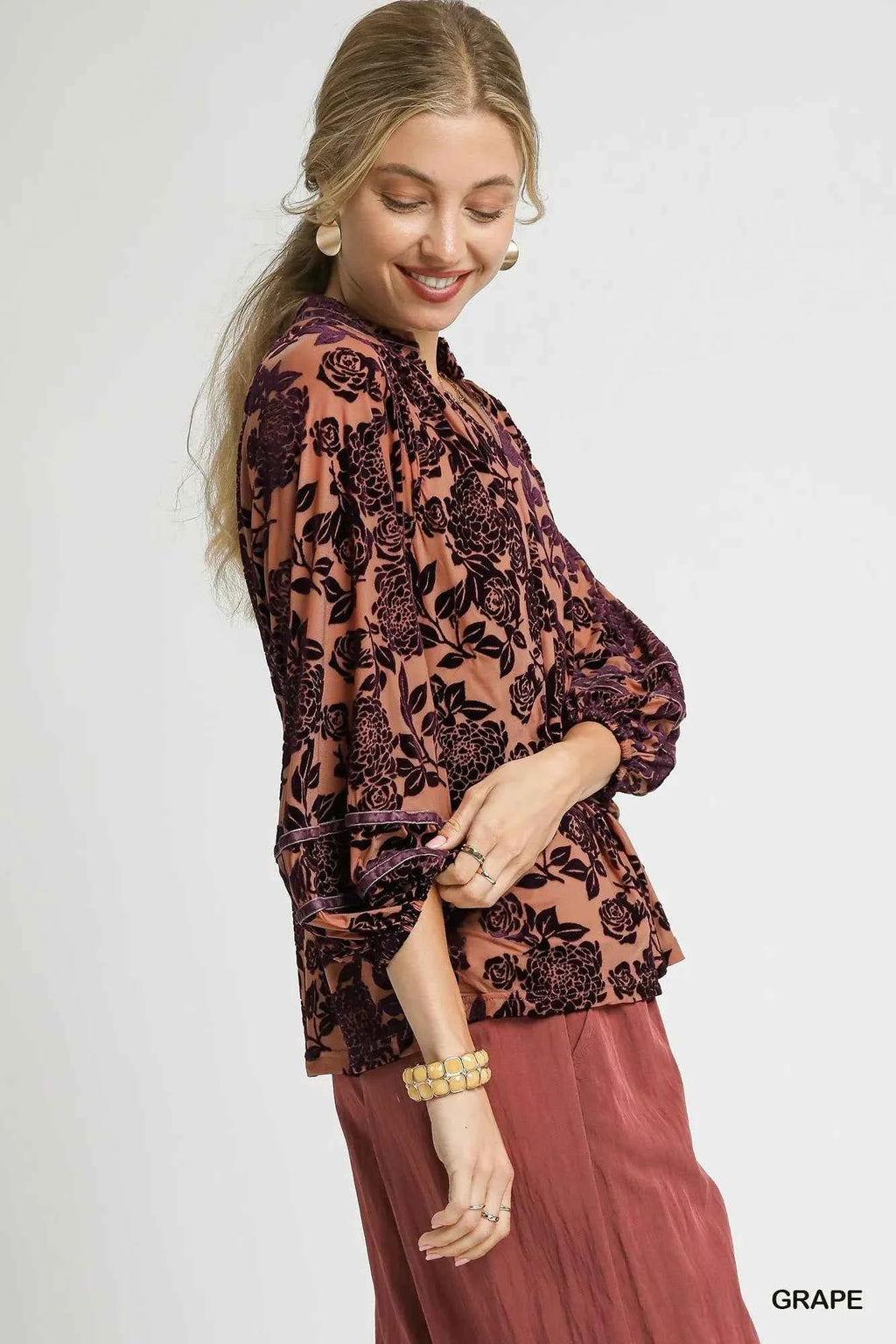 Umgee Floral Velvet Blouse with Balloon Sleeves 8f1c5491-3ac9-4a3d-88f0-9802d9ea1ca7-Max-Origin