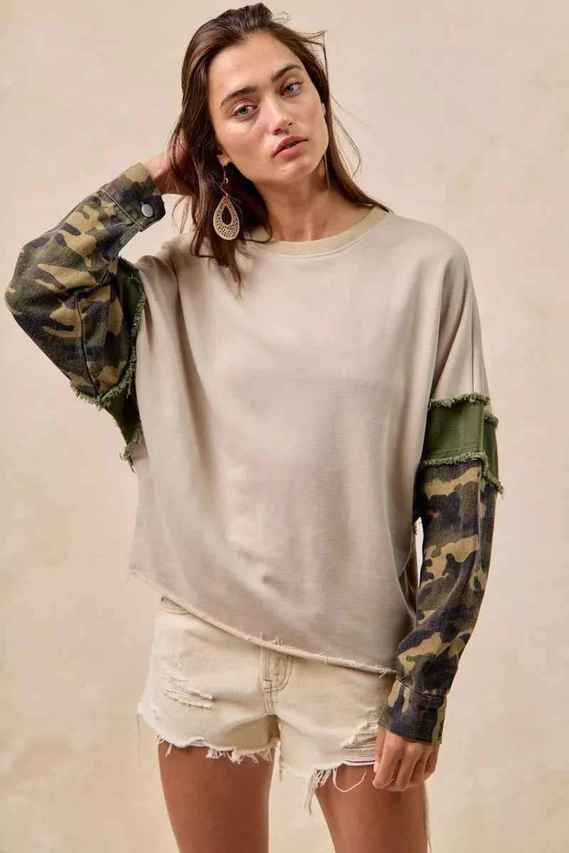 BiBi Camo Sleeve French Terry Top with Frayed Edge 8fb72c4e119d48eca78d9f7345eff208-Max-Origin