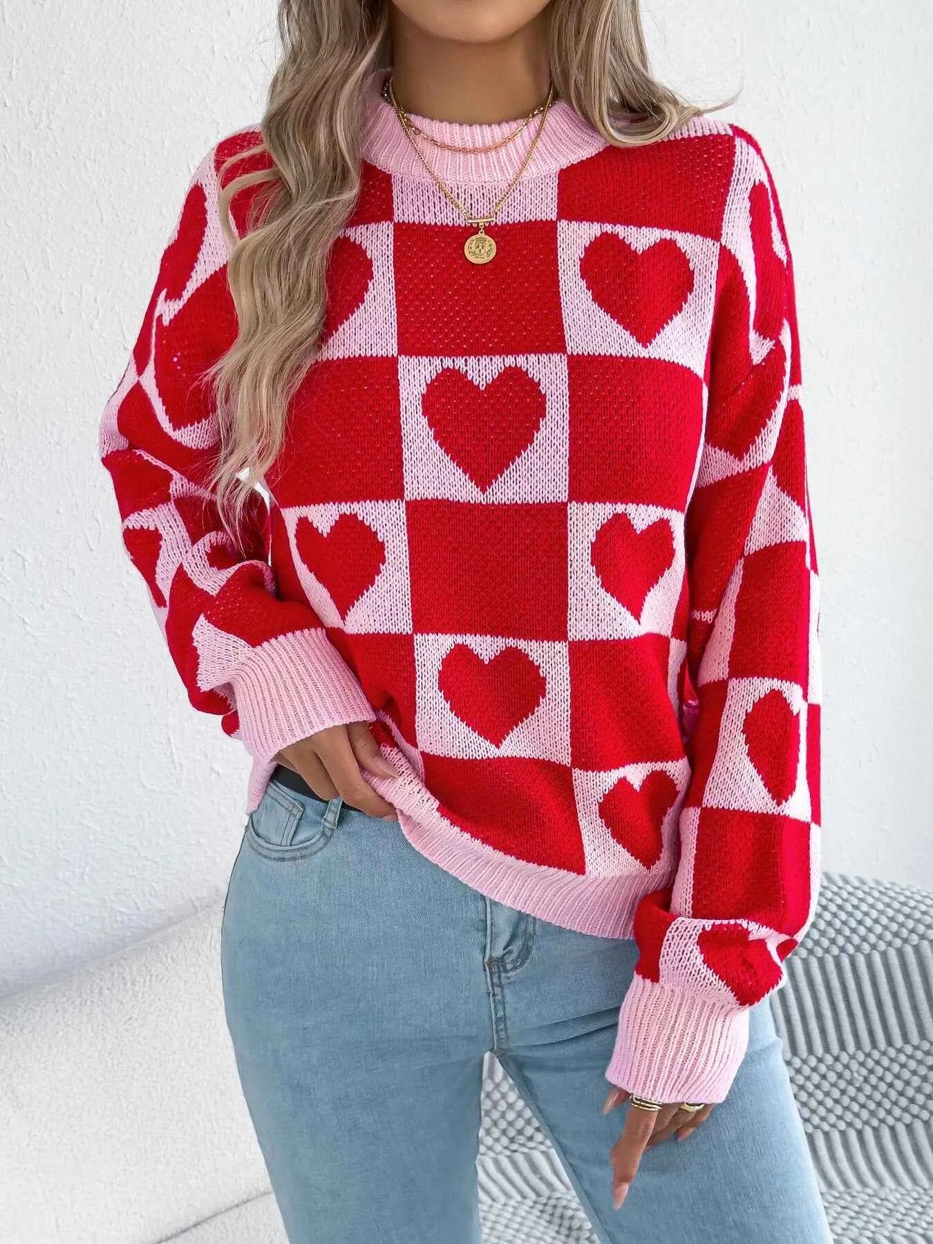 Heart Checkerboard Pattern Round Neck Sweater 914a259f487c4b788731584e88e02fb3-Max-Origin