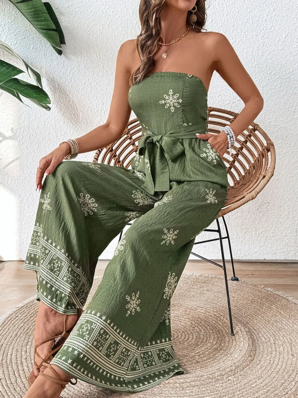 Printed Wide Leg Tube Jumpsuit 91af2535-1f70-4b88-8352-c0d14cbc942a-Max-Origin
