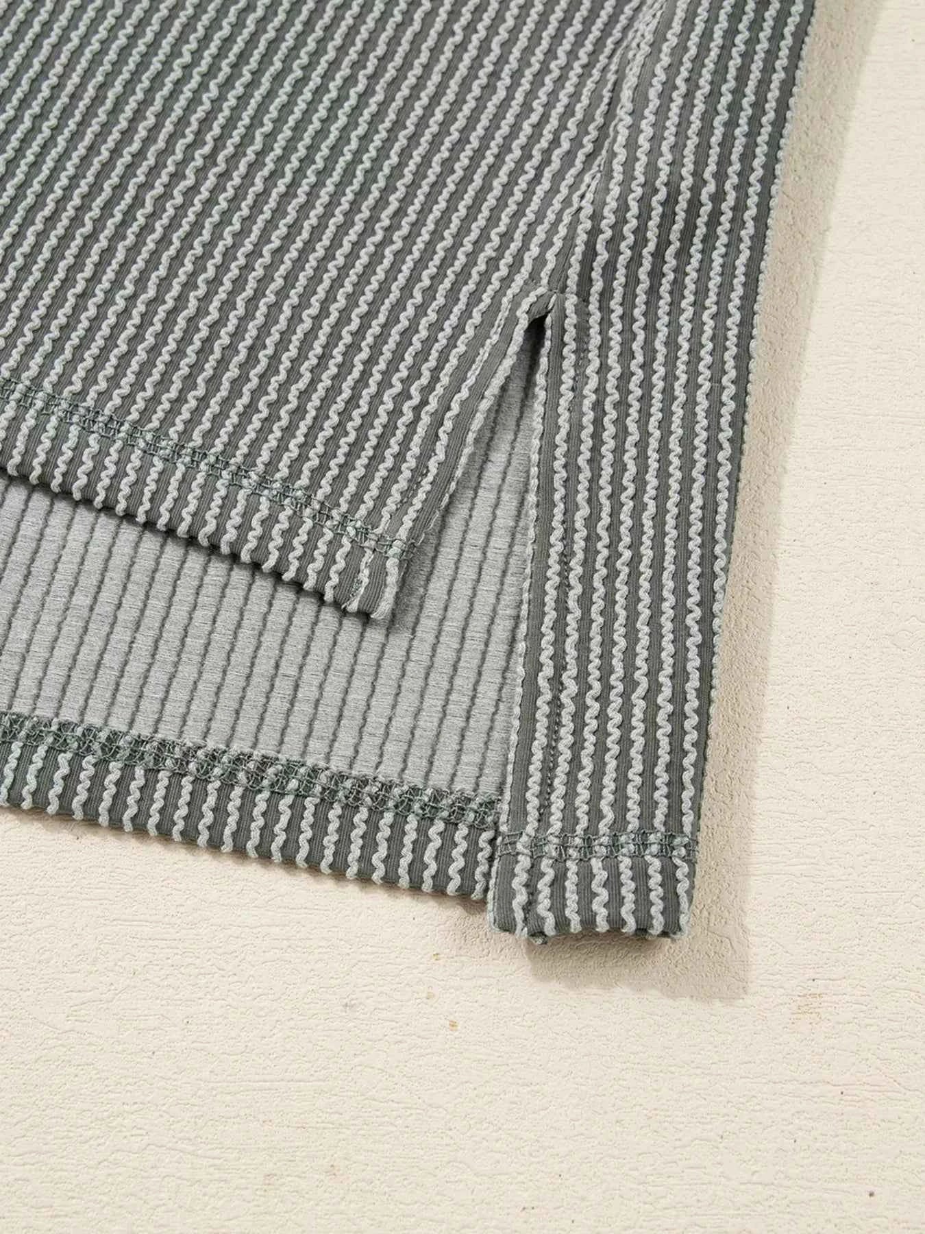 Twist Ribbed Exposed Seam Detail Long Sleeve Loose Top 93400d294943457e8734c86c82bcc3ce-Max-Origin