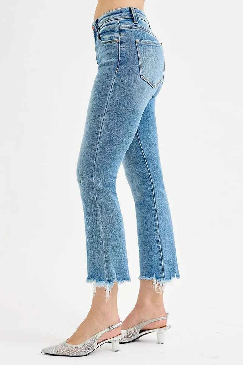 RISEN Full Size High Rise Crop Straight Slim Jeans Plus Size 939de68efc904fae9ce35e4214540ade-Max-Origin