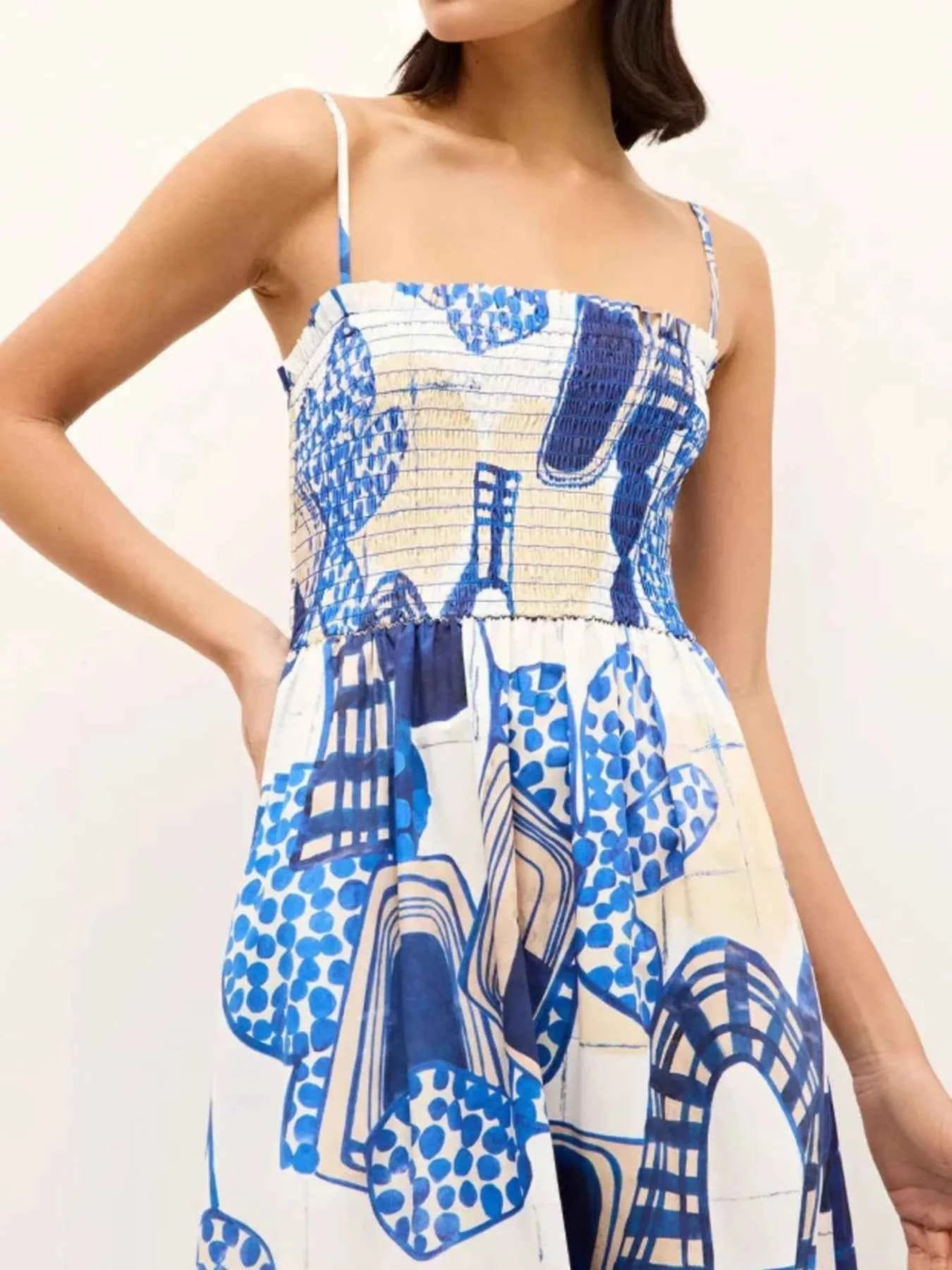 Printed Square Neck Cami Midi Dress 9435fd0f-557e-44b9-a9aa-8c56d0e8b91d-Max-Origin