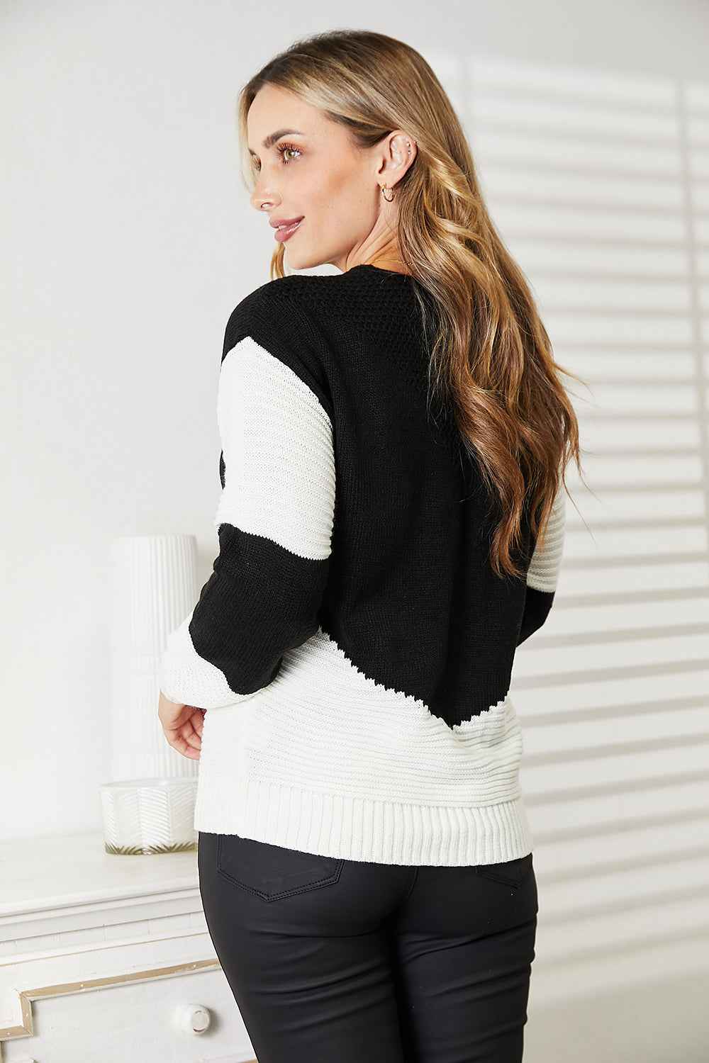 Woven Right Two-Tone Openwork Rib-Knit Sweater 943c7158efc6450983ebfbc0c1c06d91-Max