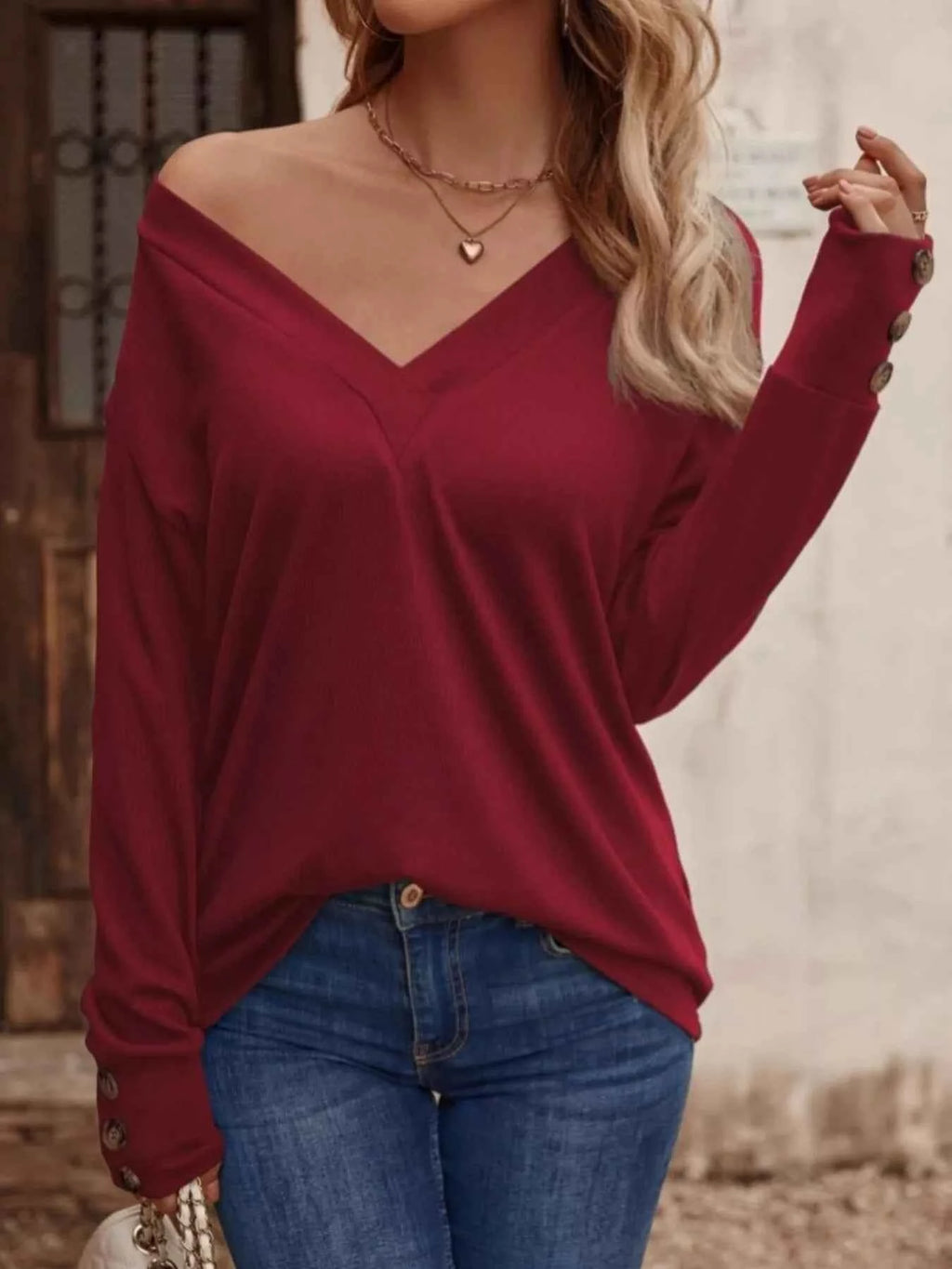 V-Neck Long Sleeve T-Shirt 947d00efc69340499a75ecb0214dc071-Max-Origin