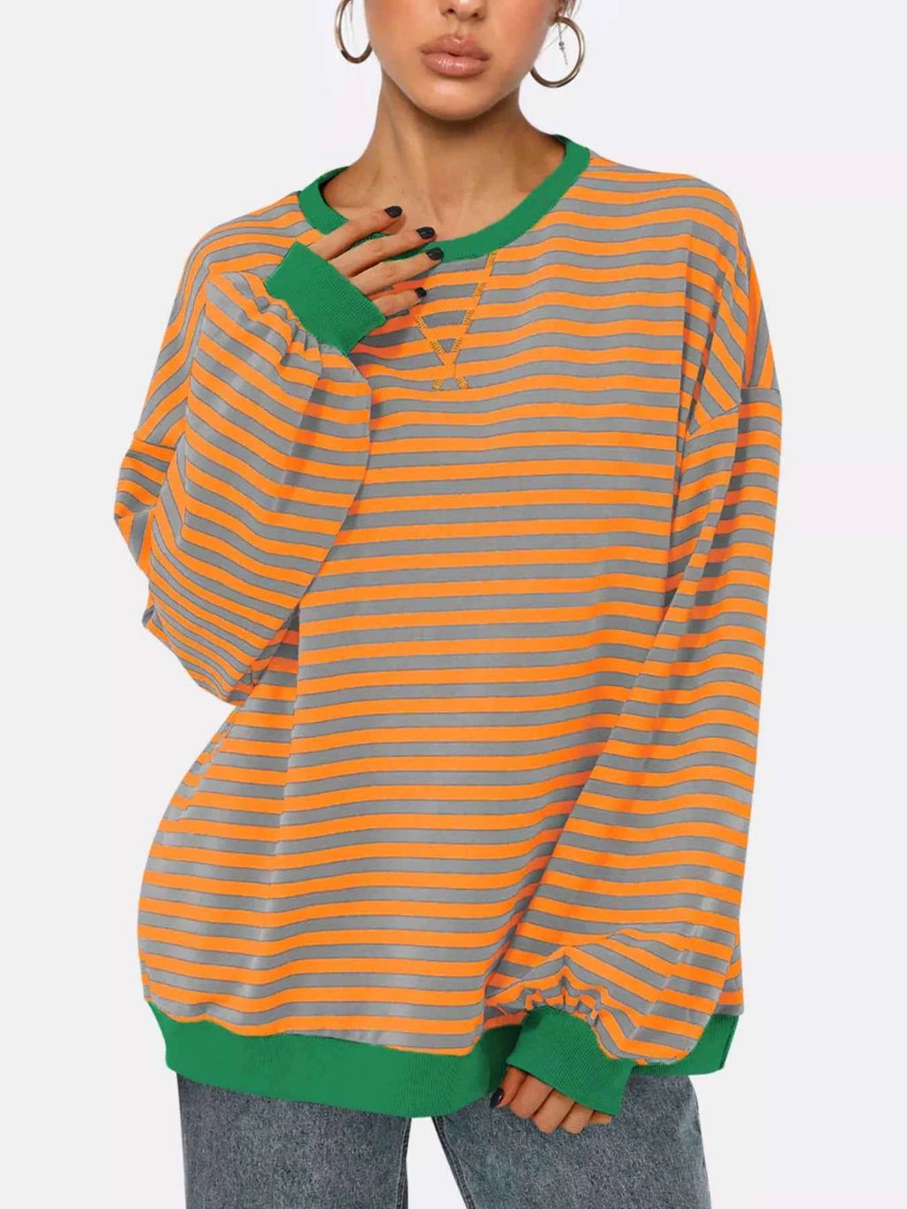 Striped Round Neck Long Sleeve Sweatshirt 95046393-5e55-43ac-a363-d3eb891acbf7-Max-Origin