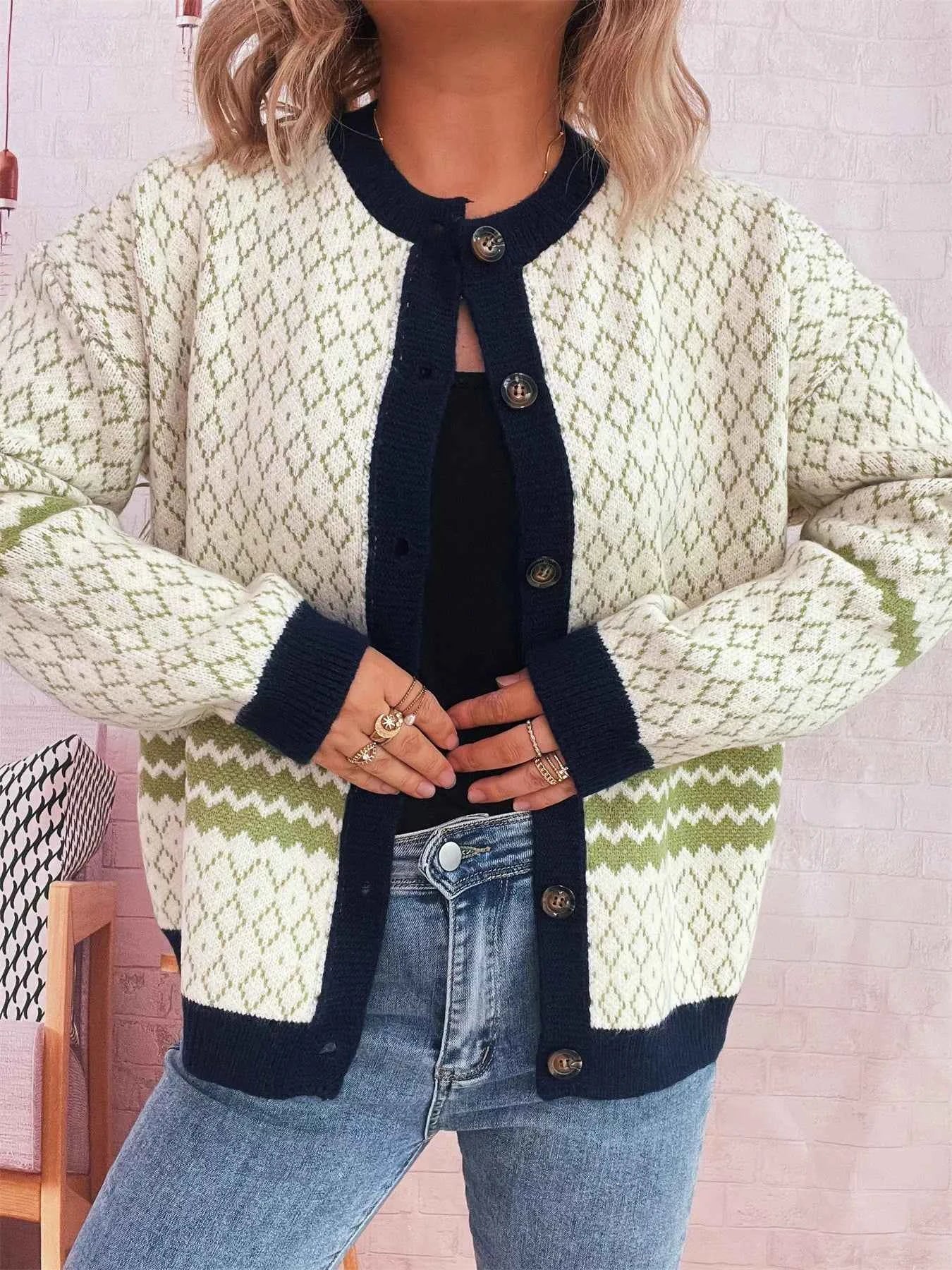 Geometric Pattern Button Up Cardigan 955d96dbbda941a5b5cf5ffc32802ce0-Max-Origin