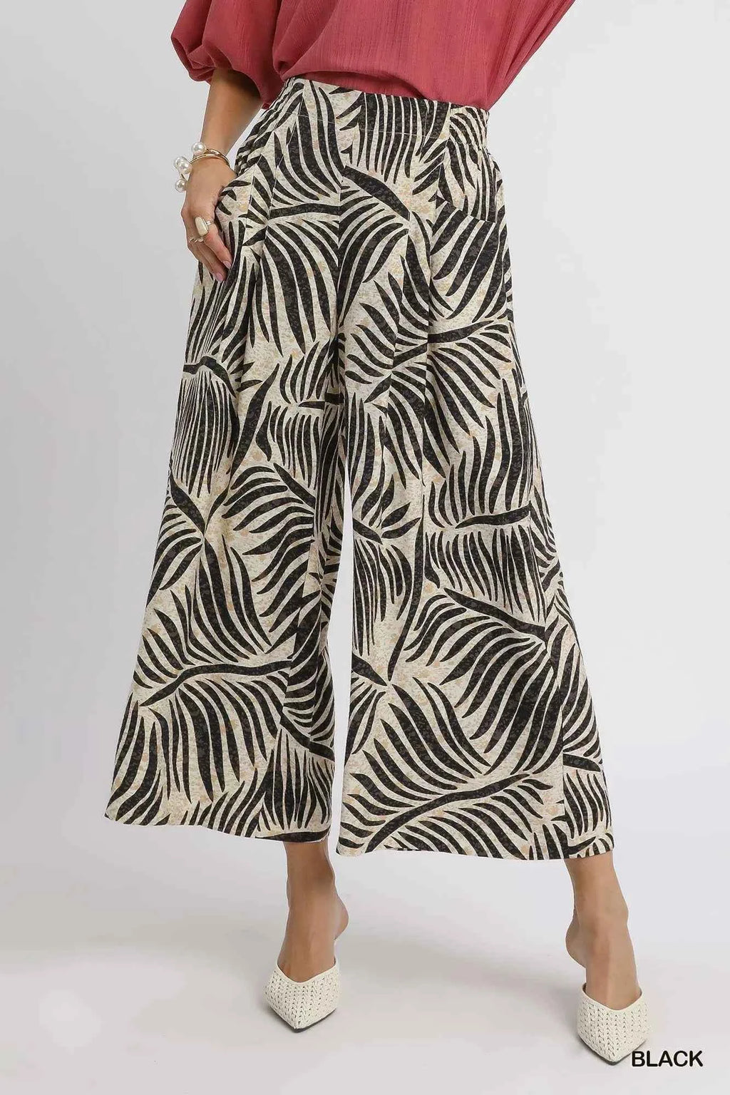 Umgee Palm Leaf Print Wide Leg Culotte Pants Black 96773929-10a2-438a-99d9-120475698a9c-Max-Origin
