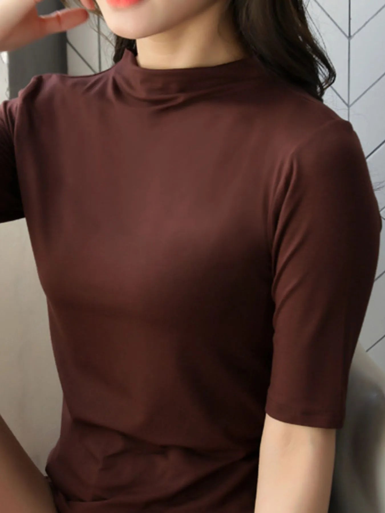 Solid Color Short Sleeve T-Shirt Brown 975f574c-ea84-49b2-ae0b-e7e49e8cfeaf-Max-Origin