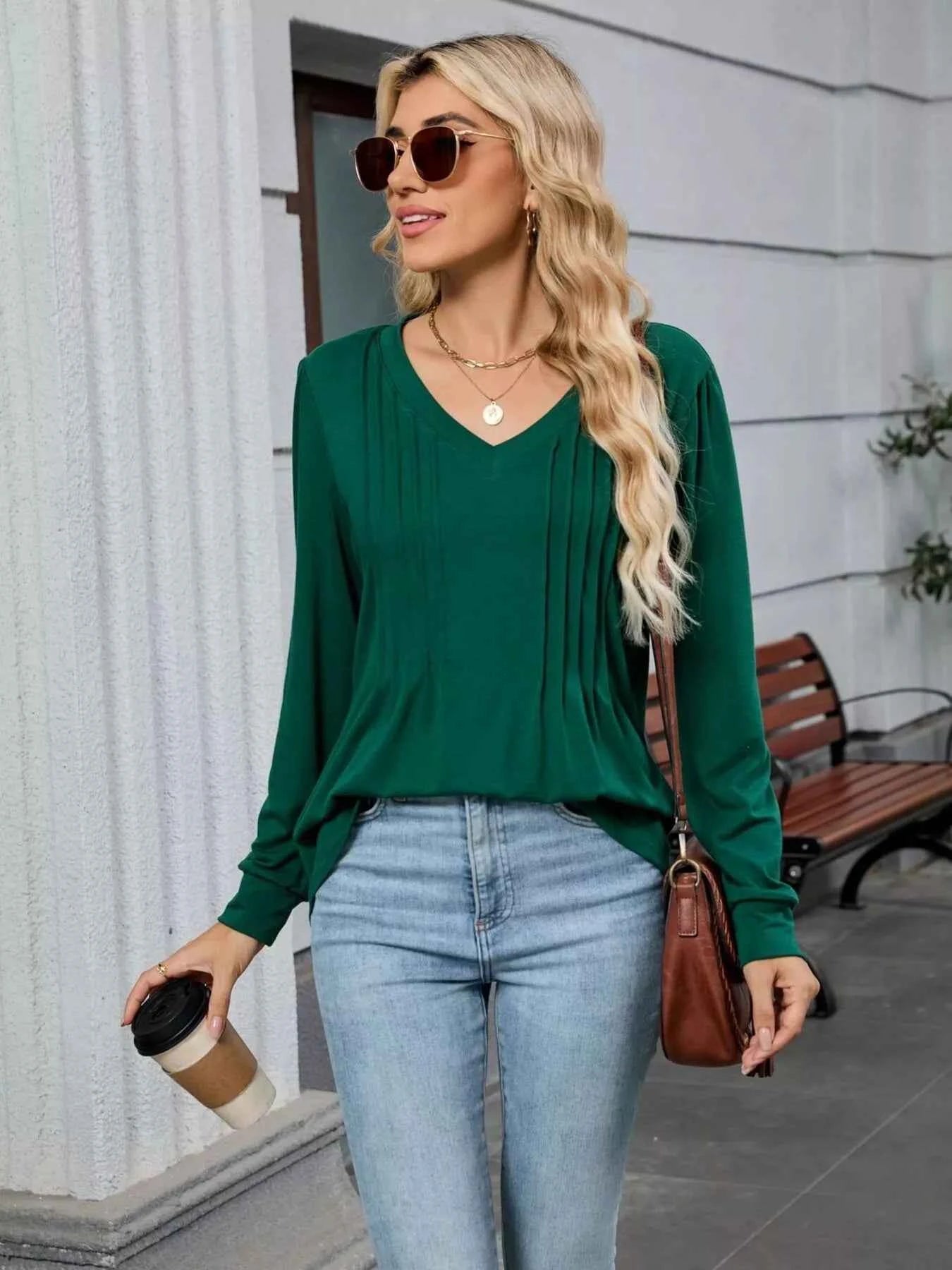 V-Neck Long Sleeve Relaxed Fit T-Shirt Dark Green 979a8296fdd14fa88475944d45abbc3a-Max-Origin