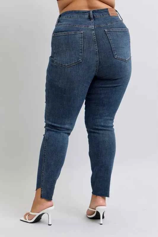 Judy Blue Full Size High Waist Tummy Control Step Hem Skinny Jeans Plus Size 97dfdd1c-d13c-4763-b172-d08836c7270c-Max-Origin