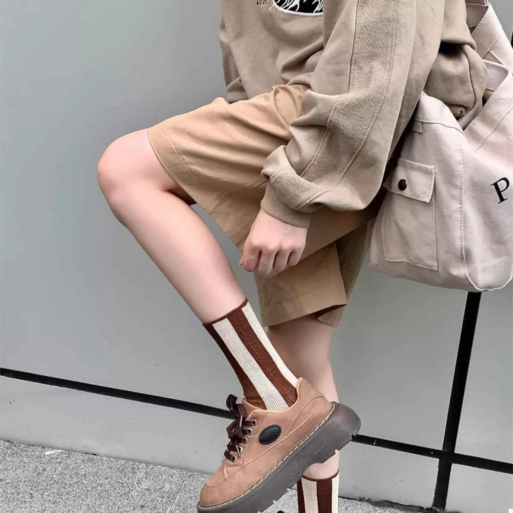 Contrast Striped Crew Socks 98b170e3-7a01-48f4-8fd6-094c969ce218-Max-Origin