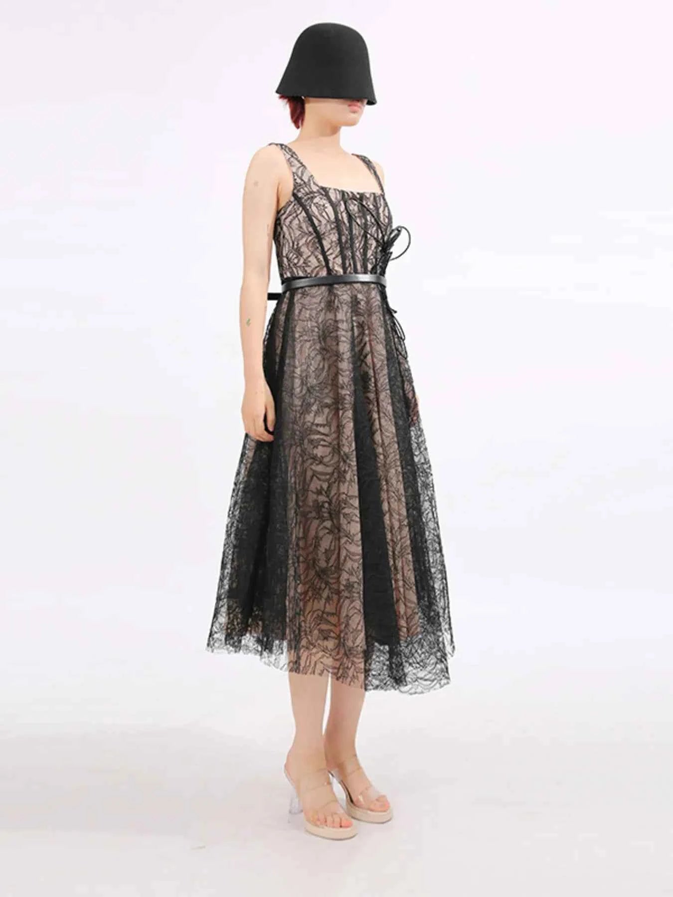Lace Square Neck Midi Dress Black 98d0efdefa2a4a02a98bf41d07d05118-Max-Origin