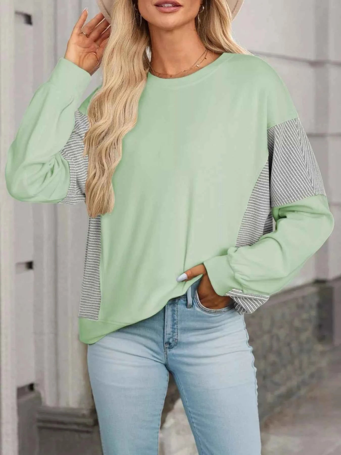 Striped Round Neck Long Sleeve Sweatshirt 990328ddac01461bb9c528125da8bbf3-Max-Origin