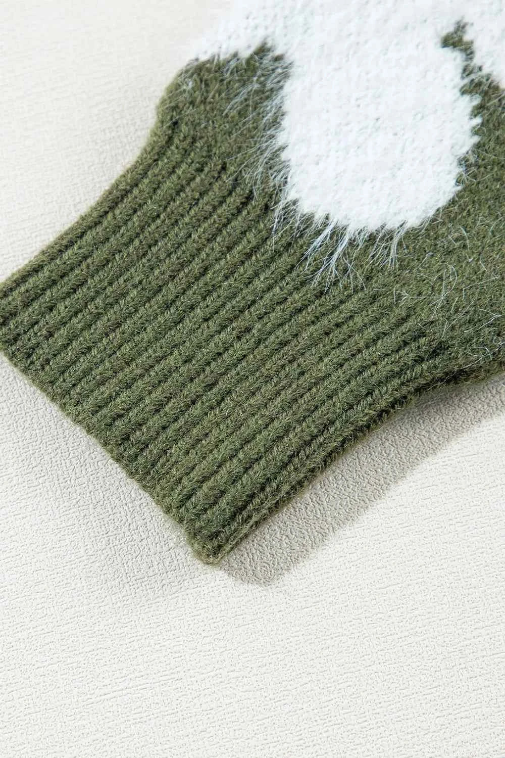 Flower Round Neck Long Sleeve Sweater 992737e8-03f5-42d8-8640-17162927499e-Max