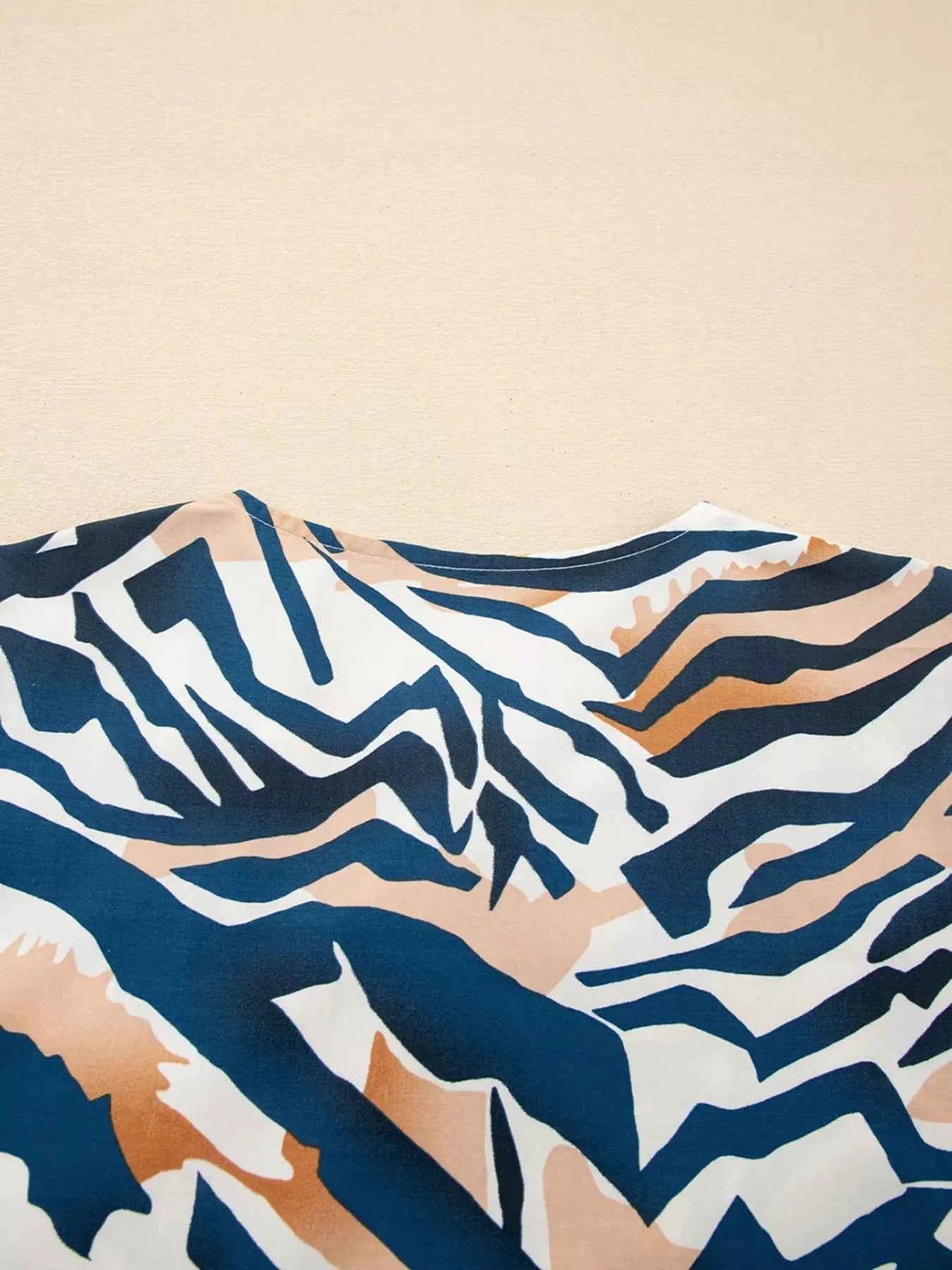 Zebra Print Tied Front Puff Sleeve Top 9986df1efc0341a0a910d33094307547-Max-Origin