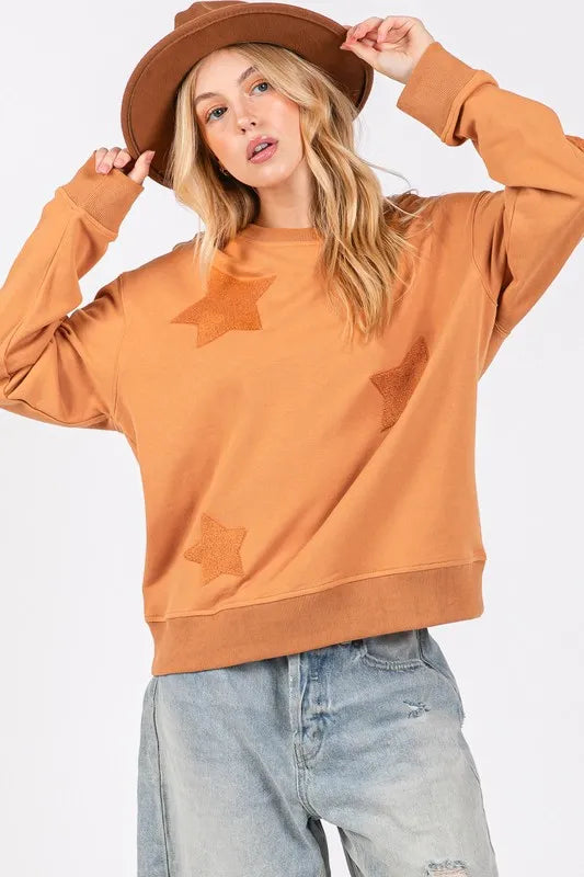 SAGE + FIG Star Patch Long Sleeve Sweatshirt 99e56283-bbd2-4f86-9405-bdc2016347d1-Max