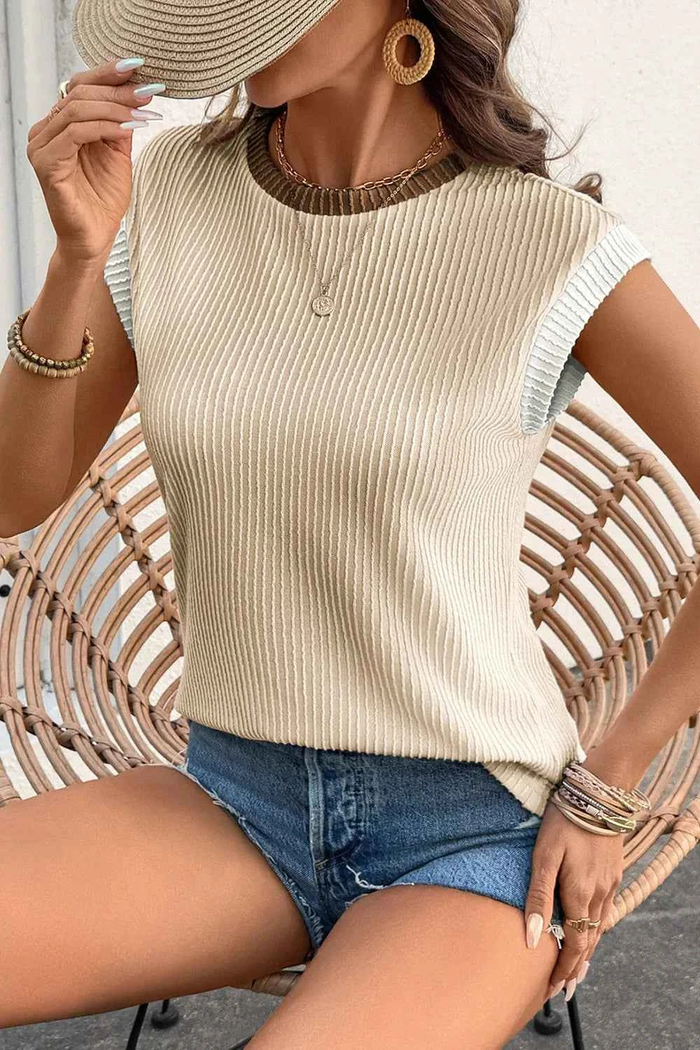 Contrast Trim Ribbed Knit Sleeveless Top 9a651dfb-ff66-4d96-aab3-42787134ccdd-Max-Origin