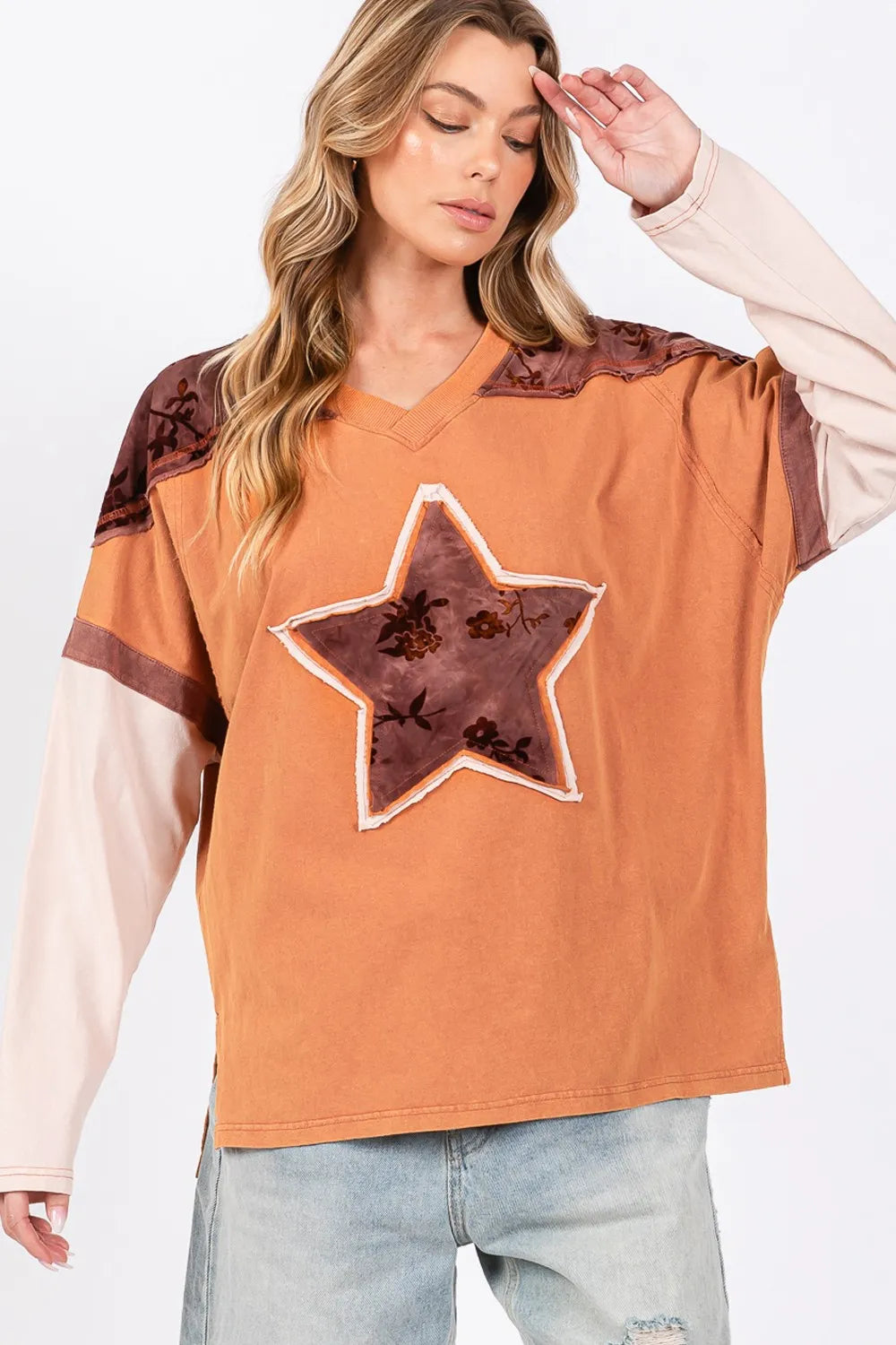 SAGE + FIG Star Patch Long Sleeve Color Block T-Shirt 9a6f0d3e-f319-4bb6-a5d0-48275ec9c8d2-Max