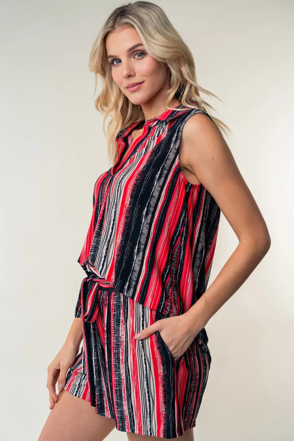 White Birch Full Size High Waisted Striped Shorts 9aa2936e-944e-4f98-8816-7acdf80ddeec-Max