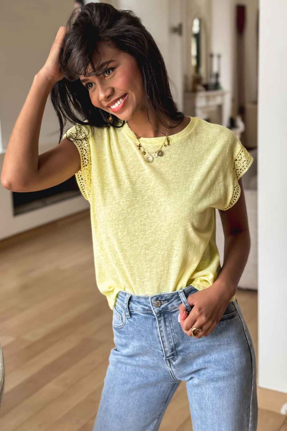 White Lace Patchwork Cap Sleeve Round Neck Top 9ac885b2d7b85928